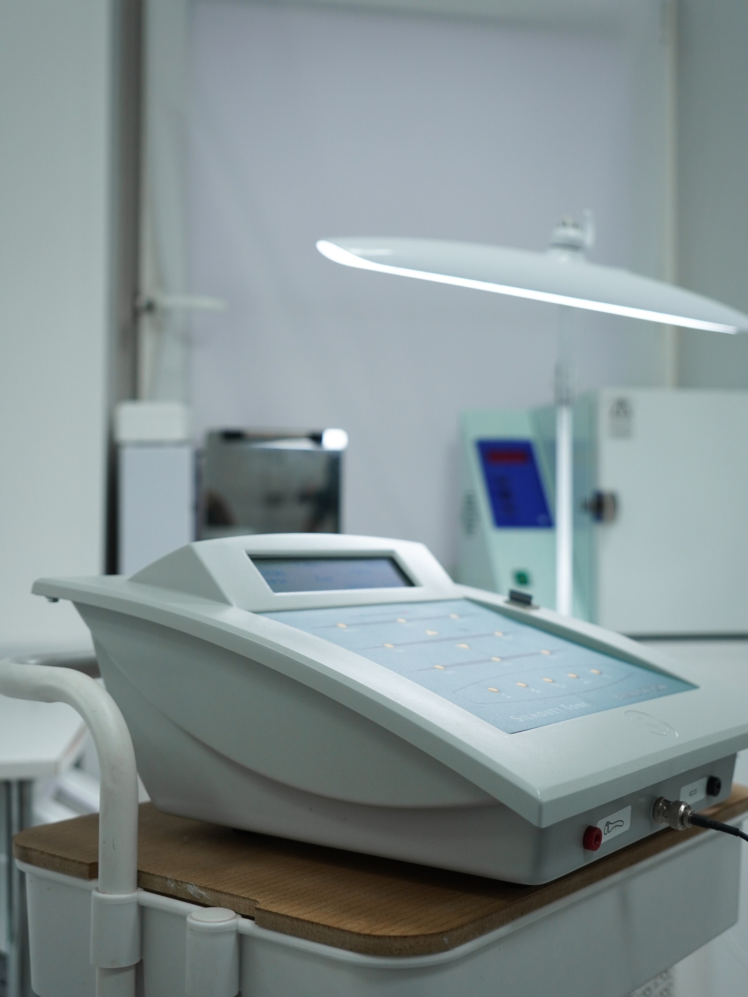 Мастер электроэпиляции Валентина. Фотограф и видеограф в Санкт-Петербурге Хромцова Людмила