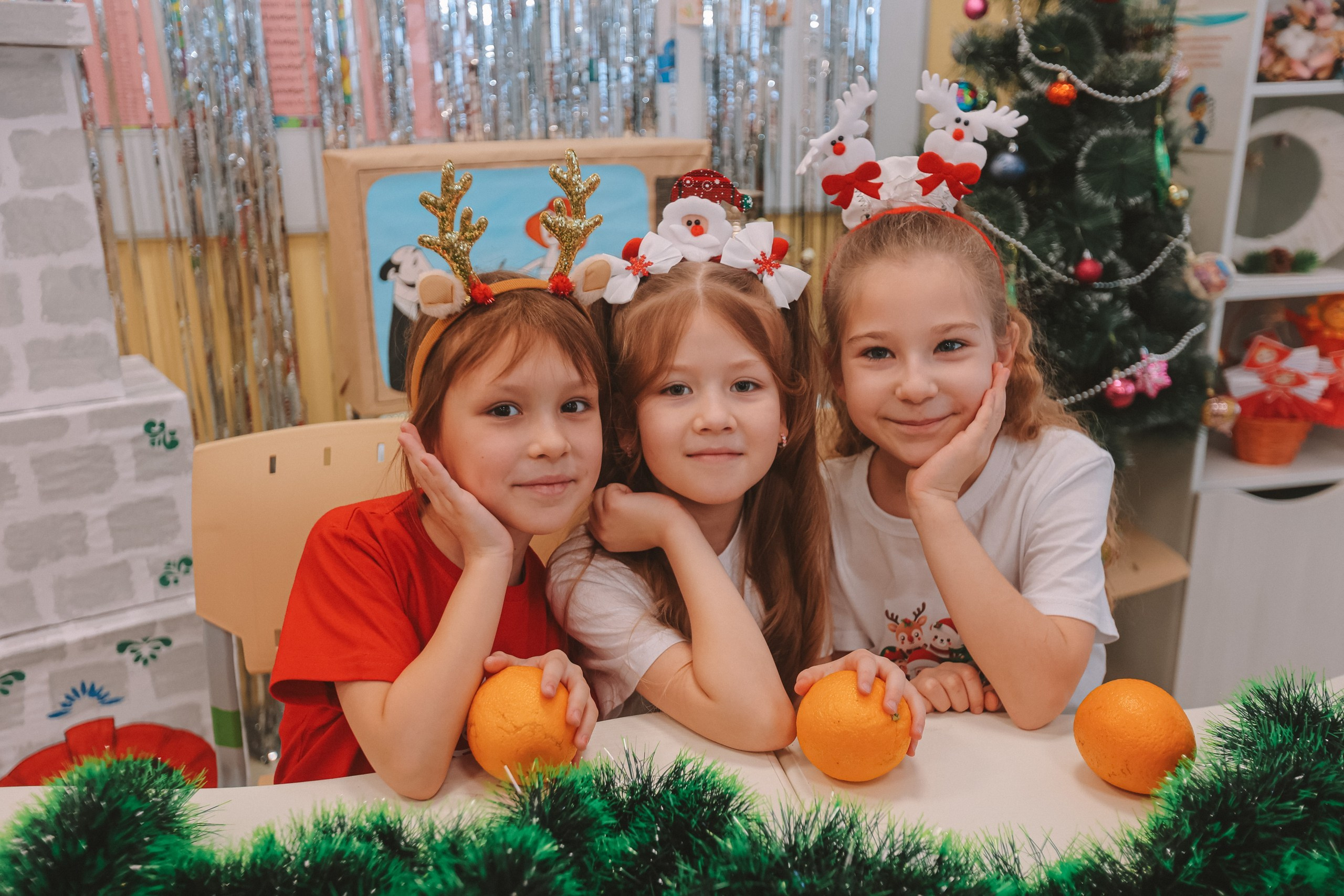 Новогодняя в школе 2 класс. Семейный фотограф Тюмень, фотограф на роды Салмина Мария