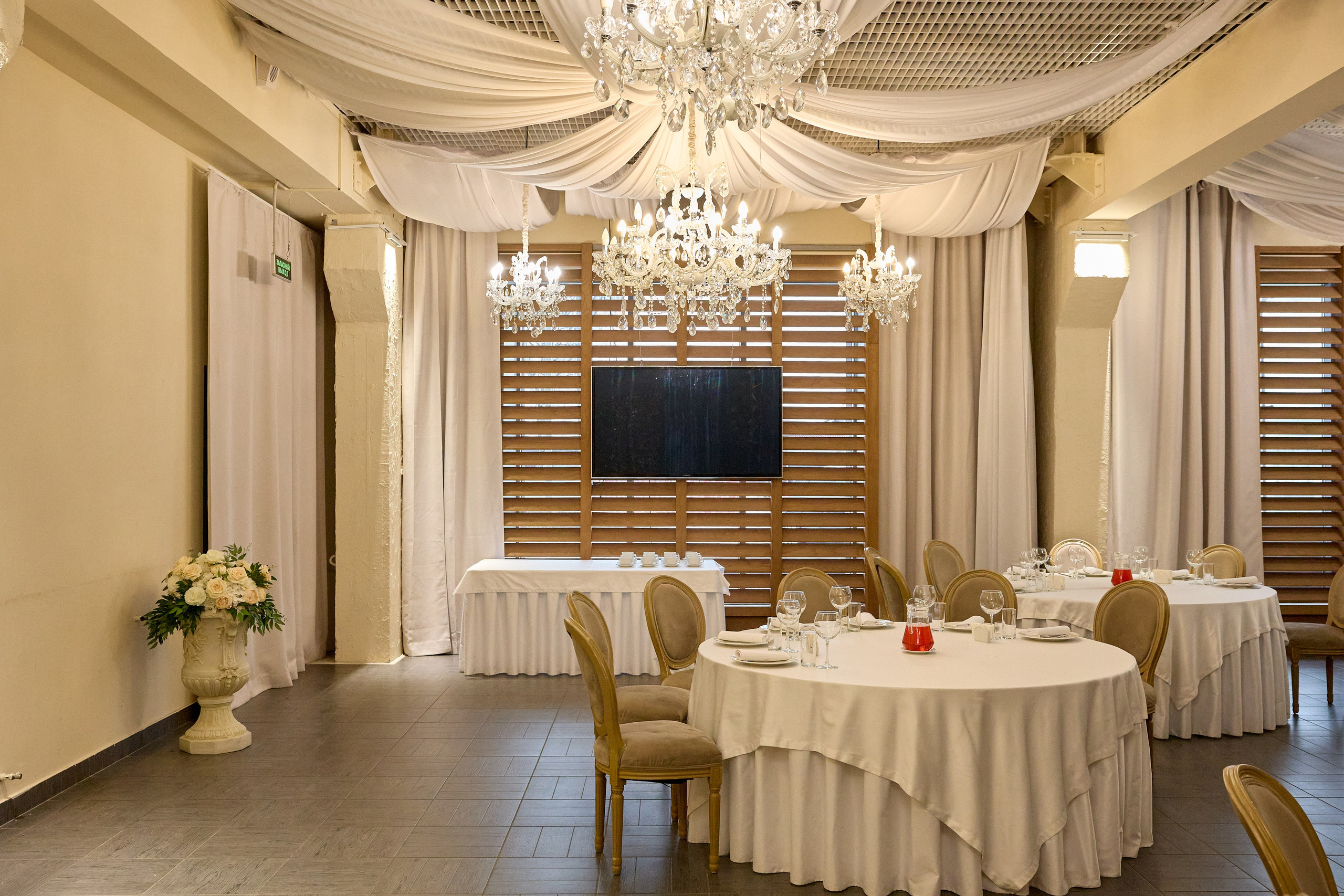 Кафе «Кин-Дза-Дза». Предметный и репортажный фотограф Алексей Кротов