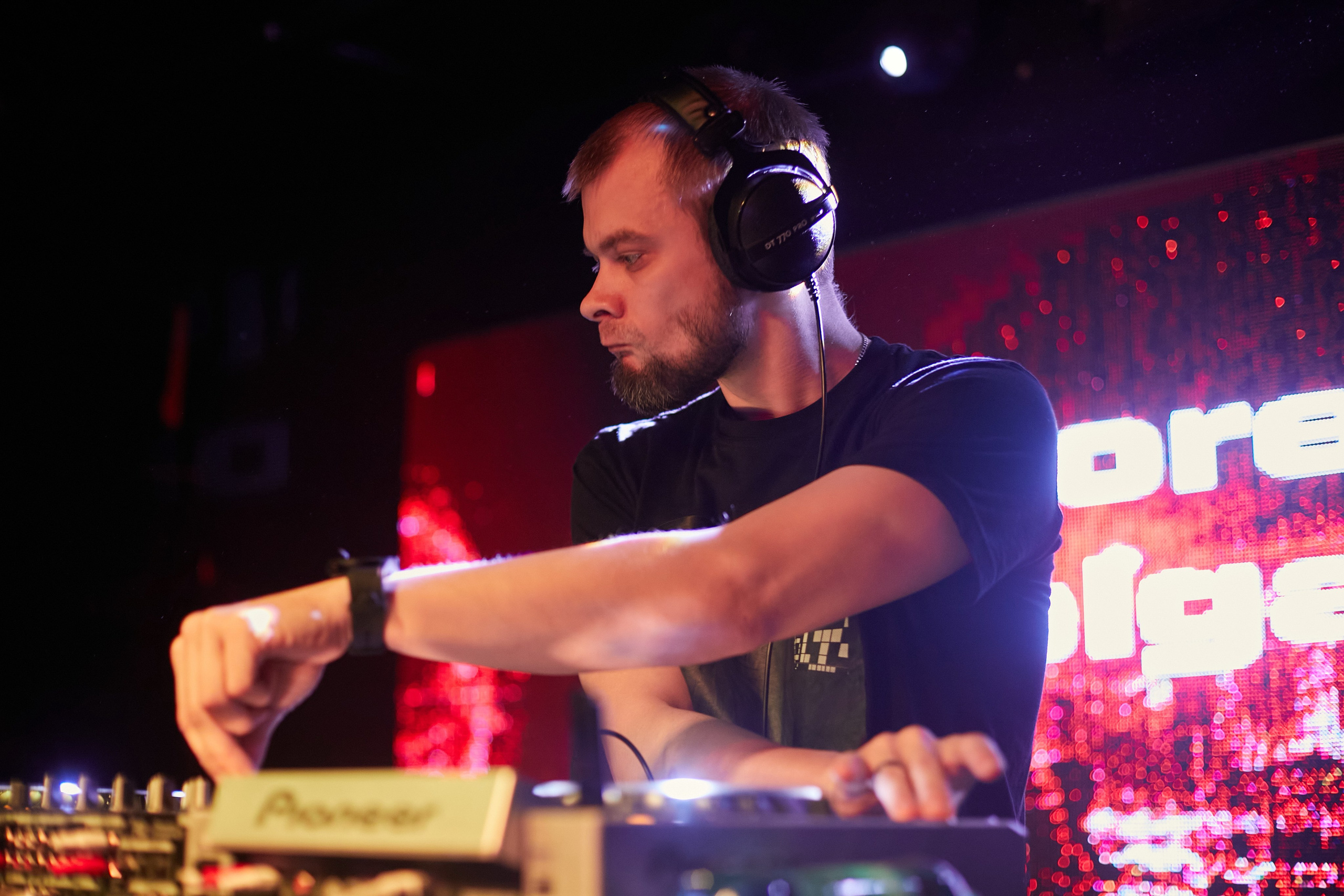 «Тяжелые четверги» 19/10/23. Свадебный и креативный фотограф в ЮФО и МСК