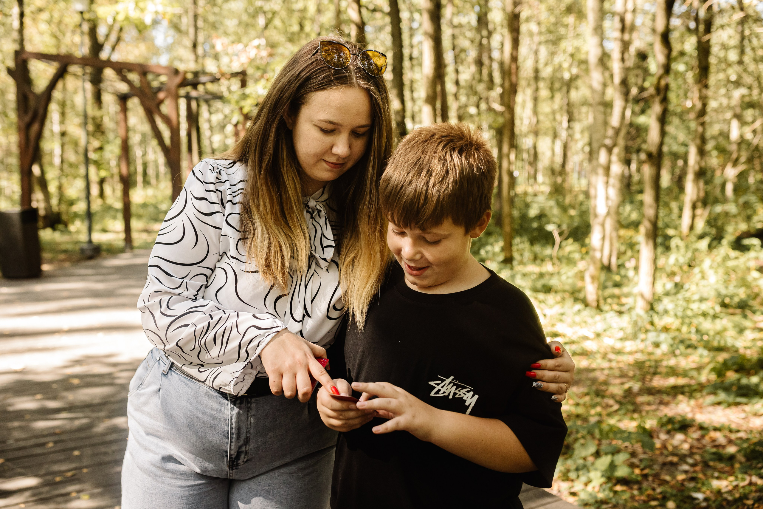 Репортаж школьной прогулки в парке. Семейный и женский фотограф в Москве Надежда Воробьева