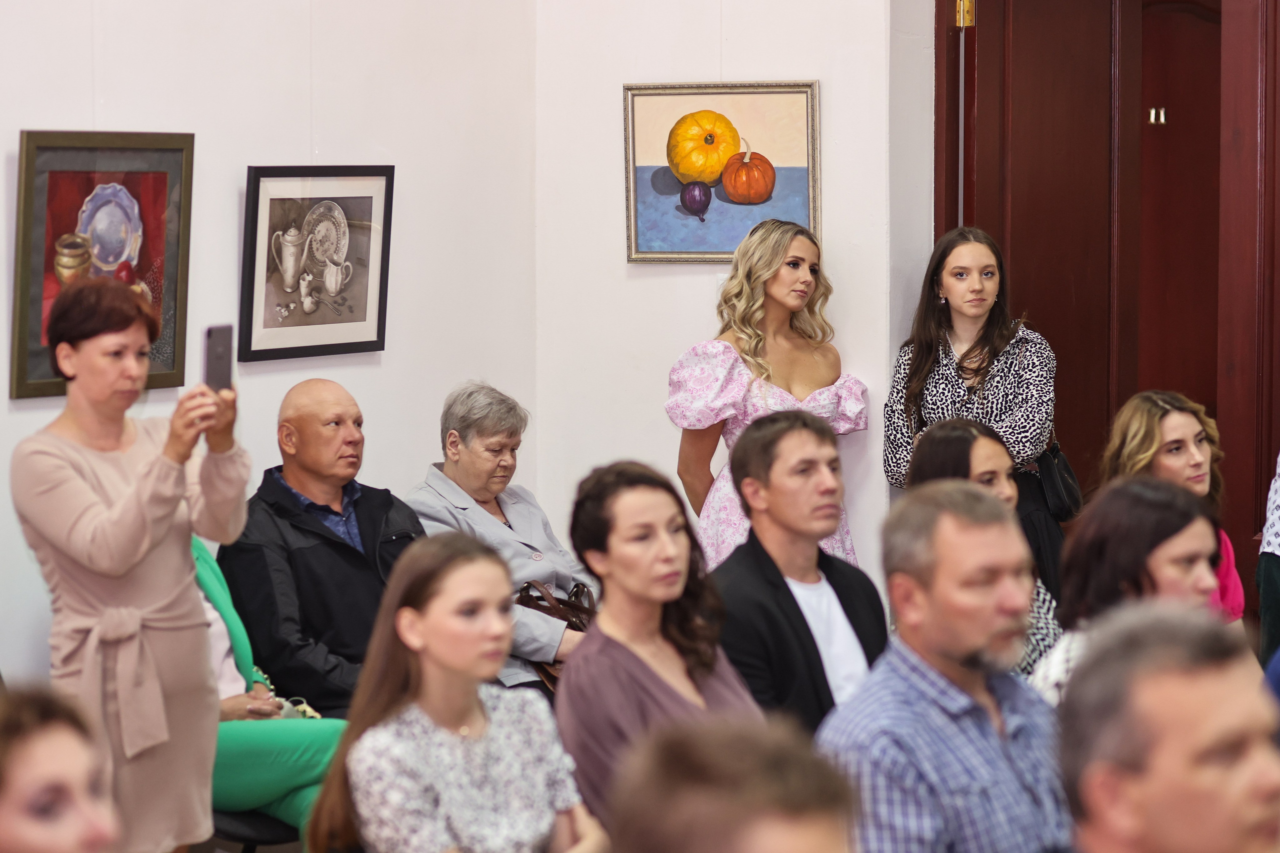 Вручение аттестатов. Школа № 7, выпускники 11 класса 2023 г. Студия выпускных альбомов Остров