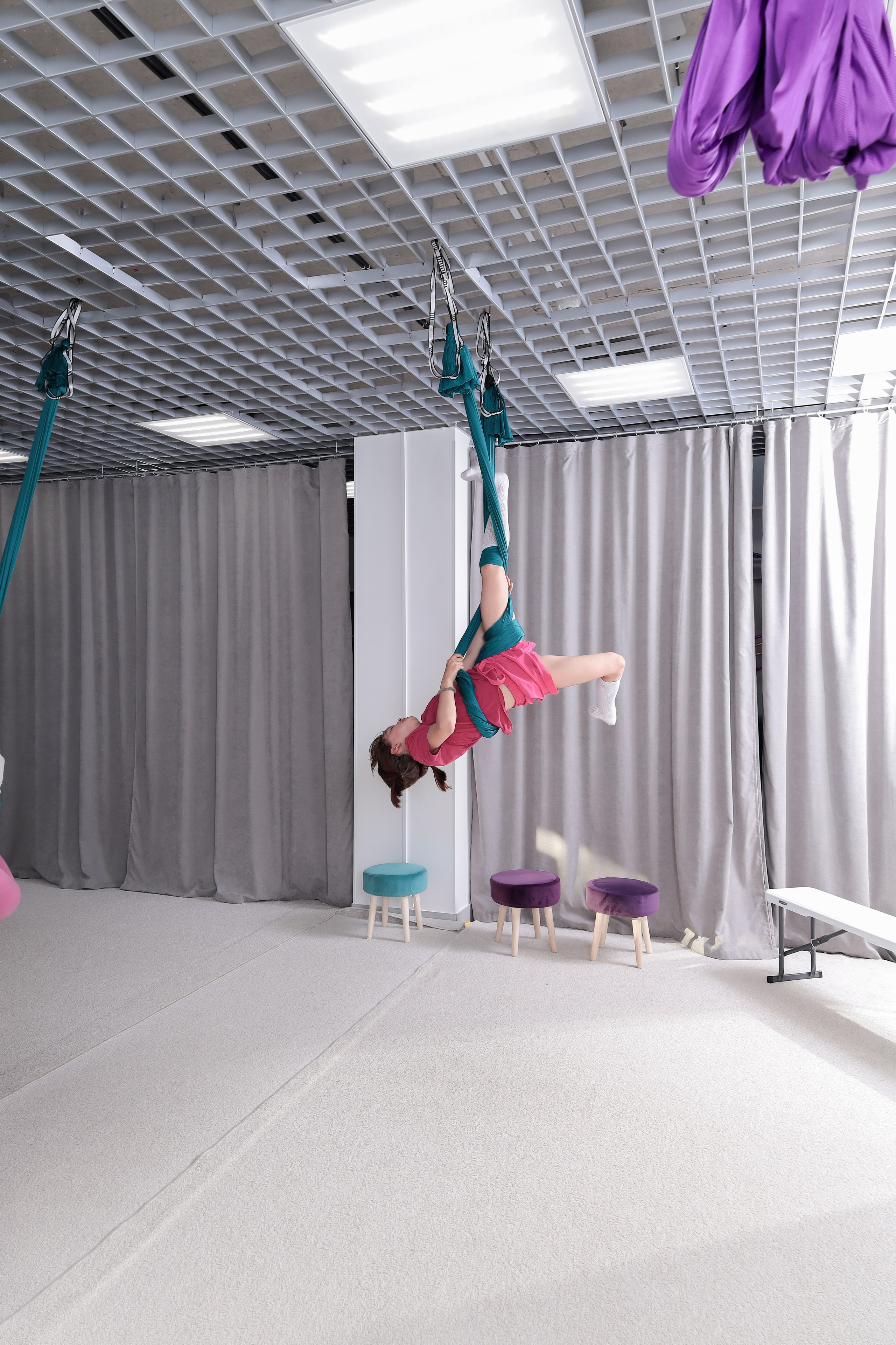 Детская аэройога. Фотограф Надршина Лилия