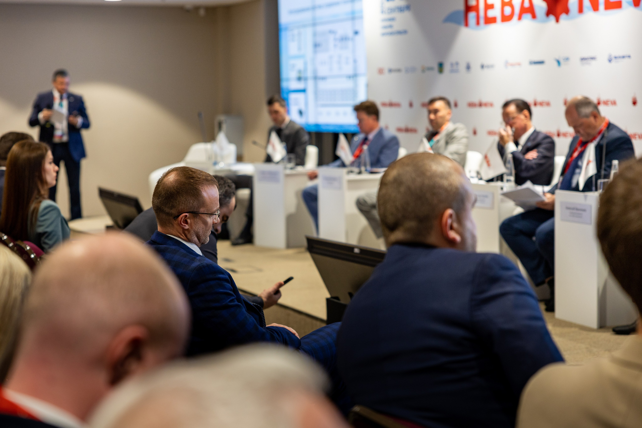 Конференция. «Морское приборостроение». Репортажный фотограф Санкт-Петербург | Роман Карбышев