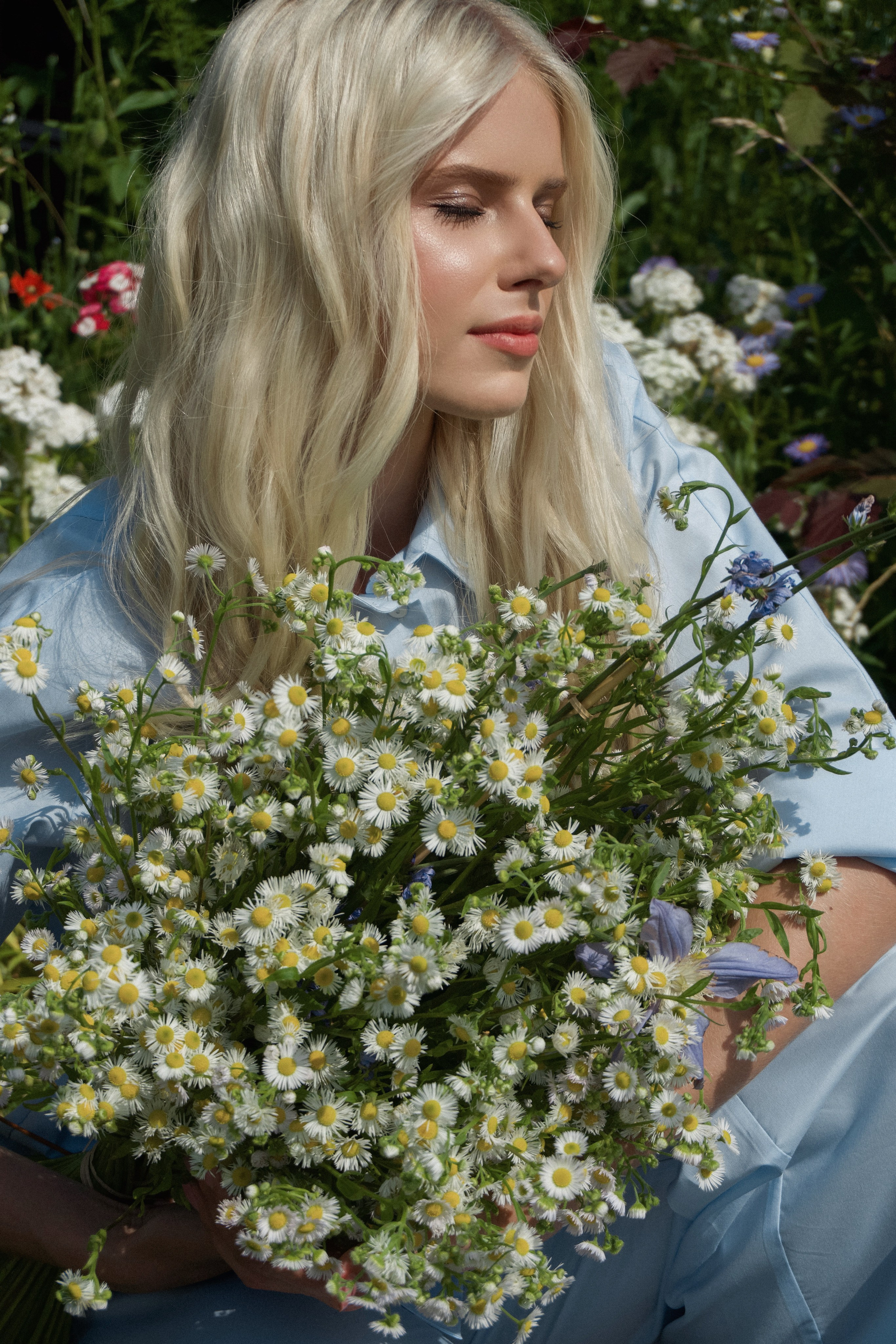 Лера, съемка в саду. Фотограф в Минске Света Григорьева