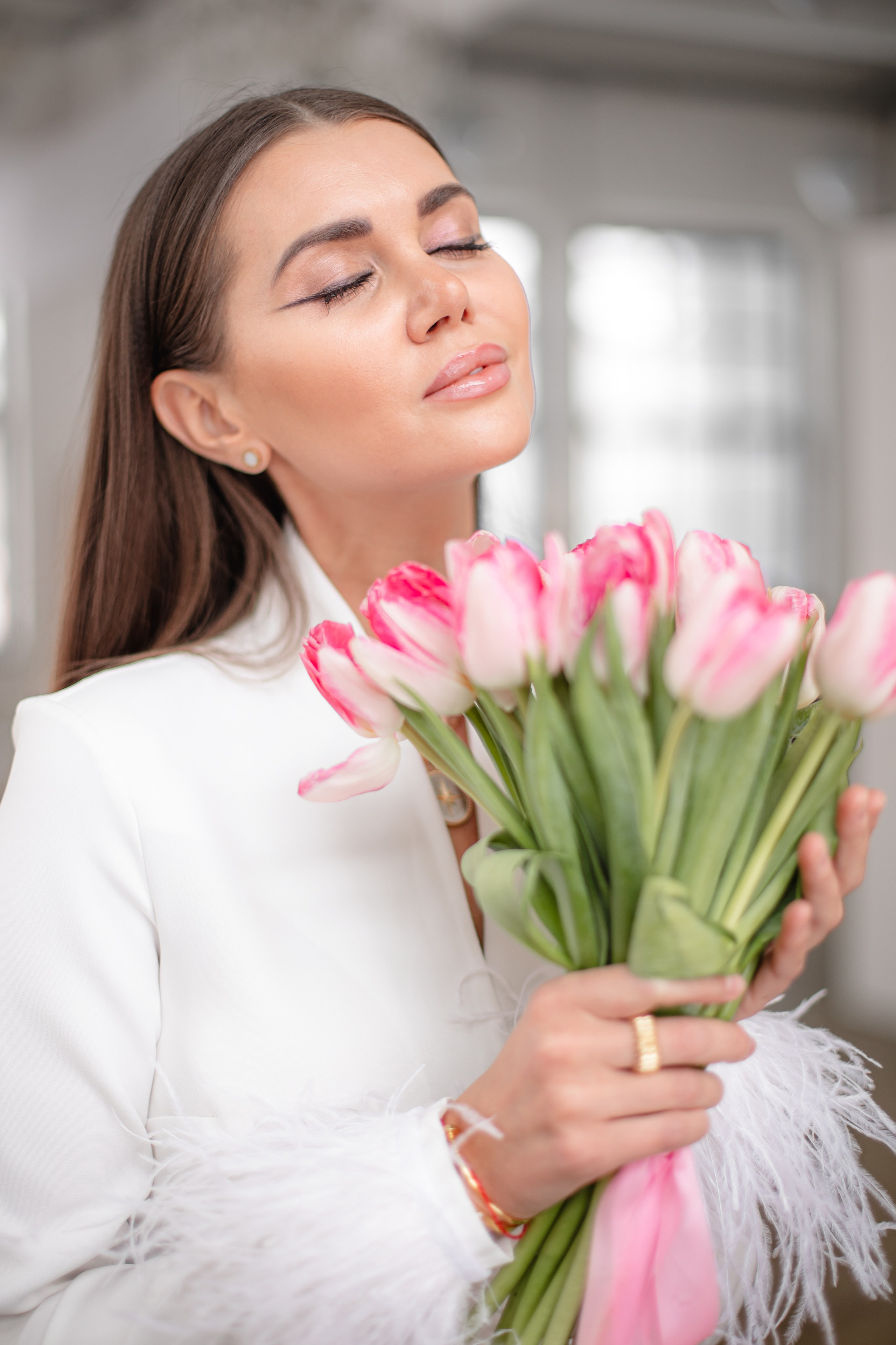 Алёна тюльпаны. Главная