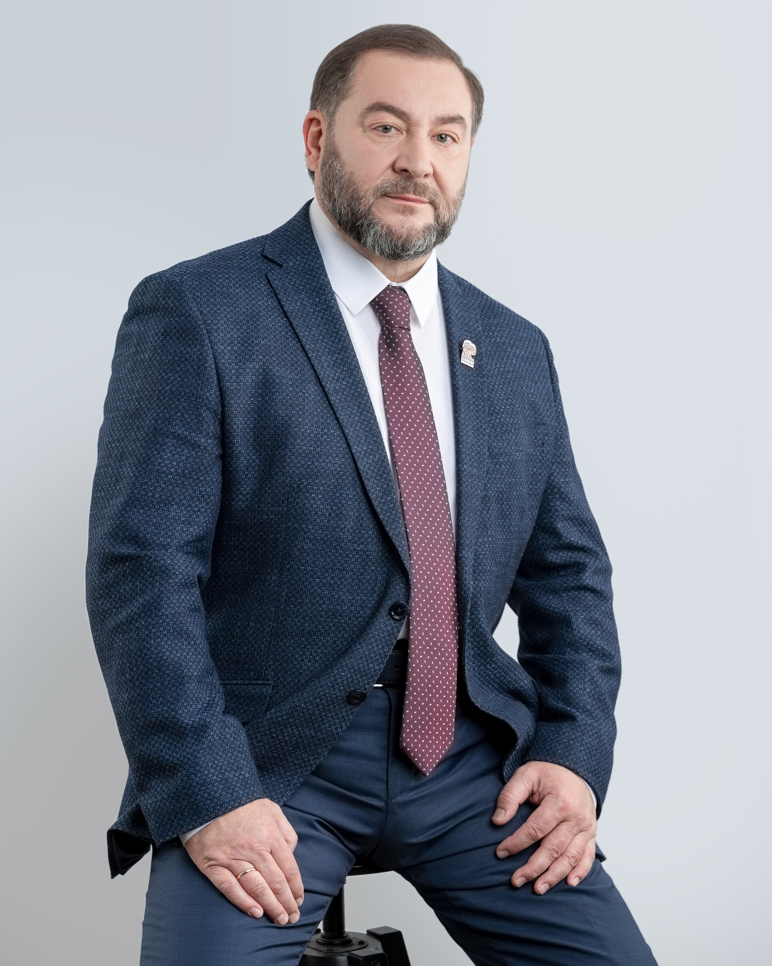 ДЕЛОВОЙ СТУДИЙНЫЙ ПОРТРЕТ. Антон Тимошевский, профессиональный портретный фотограф в Москве и Орле