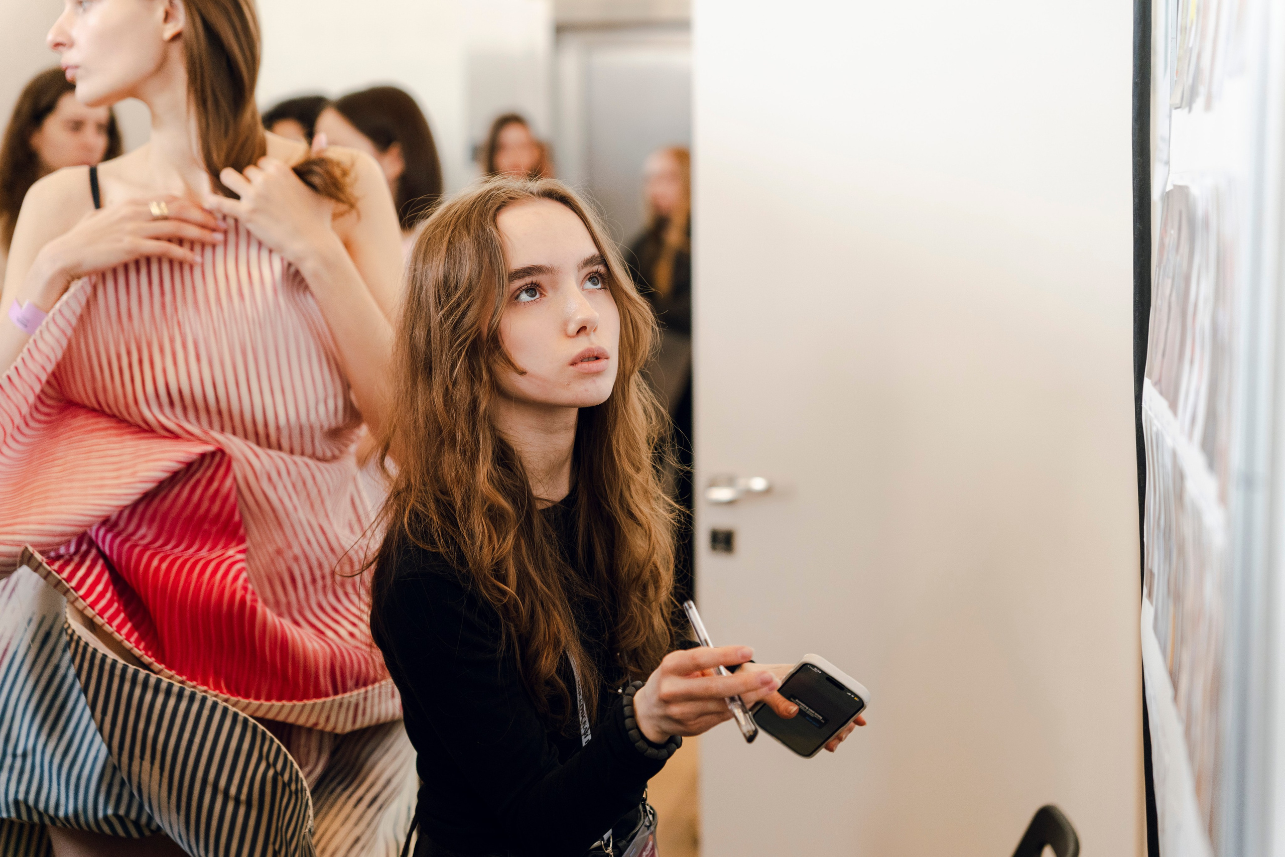 Показ Школы дизайна НИУ ВШЭ на Московской неделе моды. Фотограф в Москве Савкина Евгения