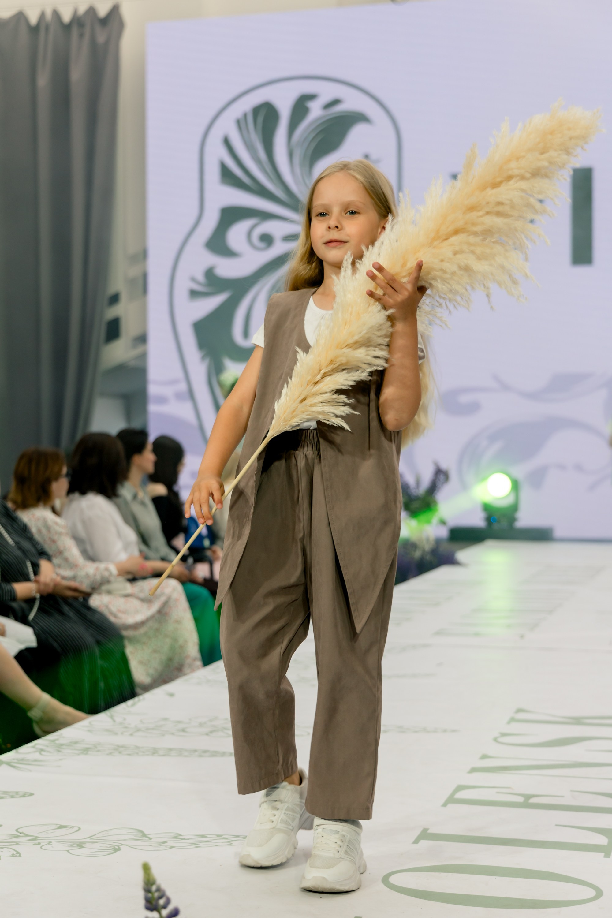 Smolensk Fashion Week 2025_День 2_Смоленская матрешка. Главная