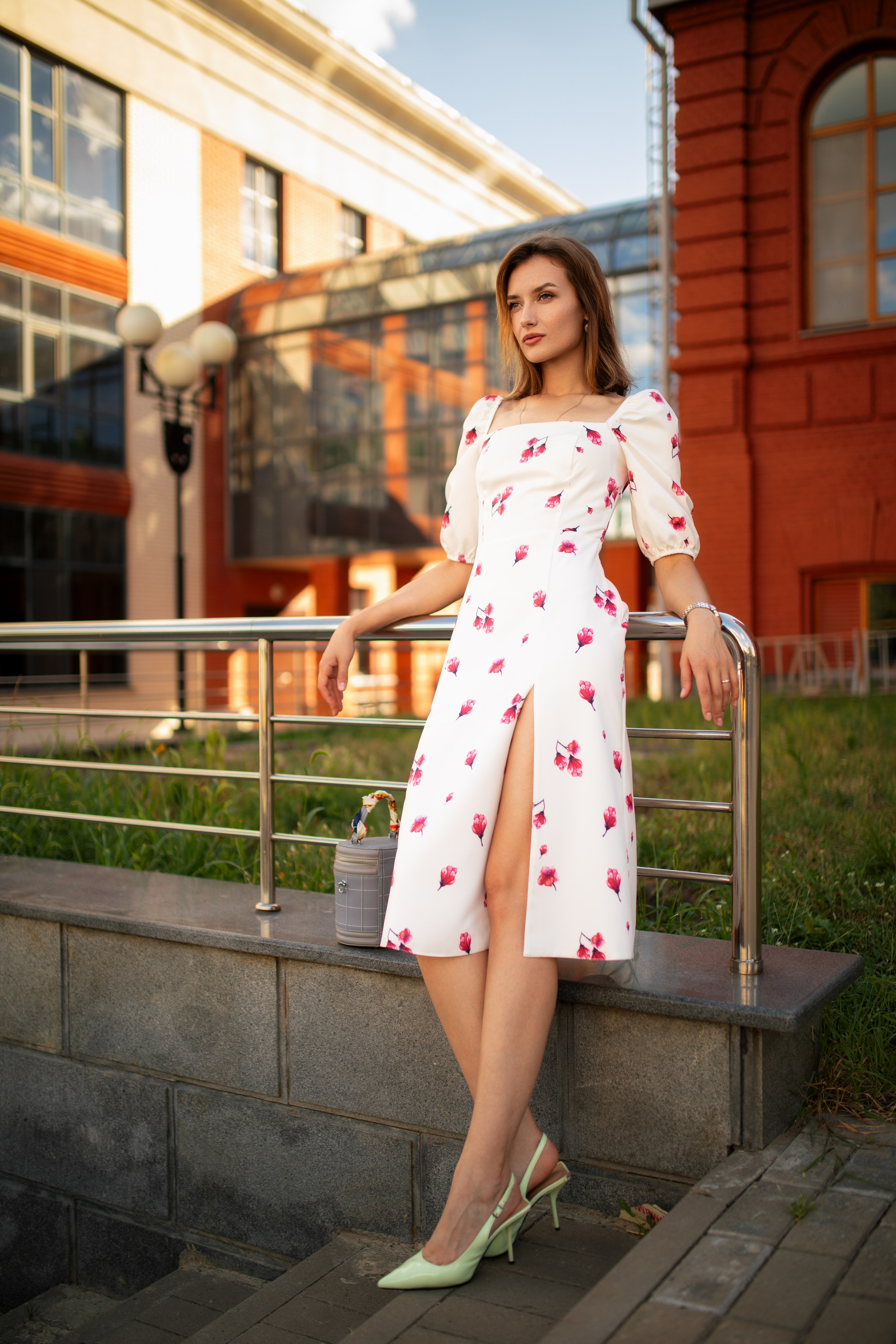 Уличная съемка с Настей в Старом Осколе в формате «для себя». Дмитрий Шульгин, портретный фотограф в Воронеже