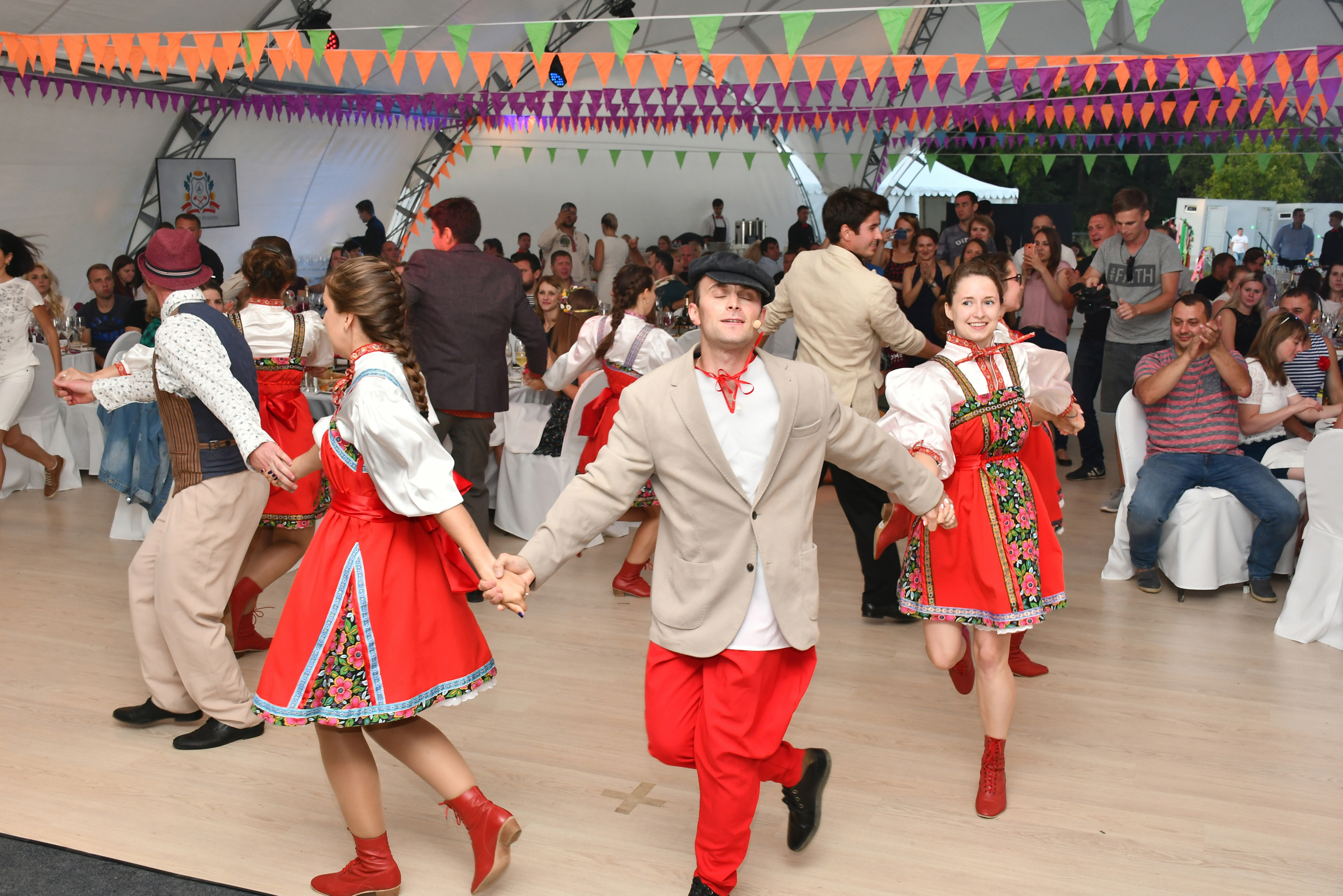 Фотограф на корпоратив. Фотосъемка Ваших Событий