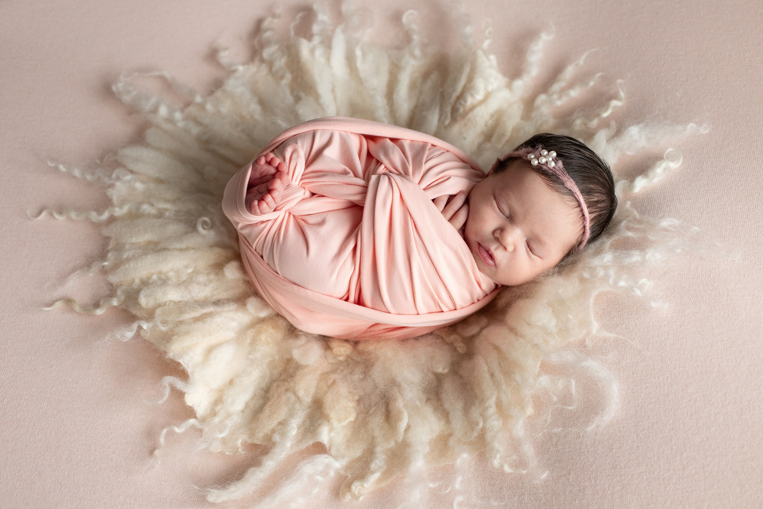 Лина (Анель) Итого. Фотограф новорожденных в Екатеринбурге Татьяна Продан