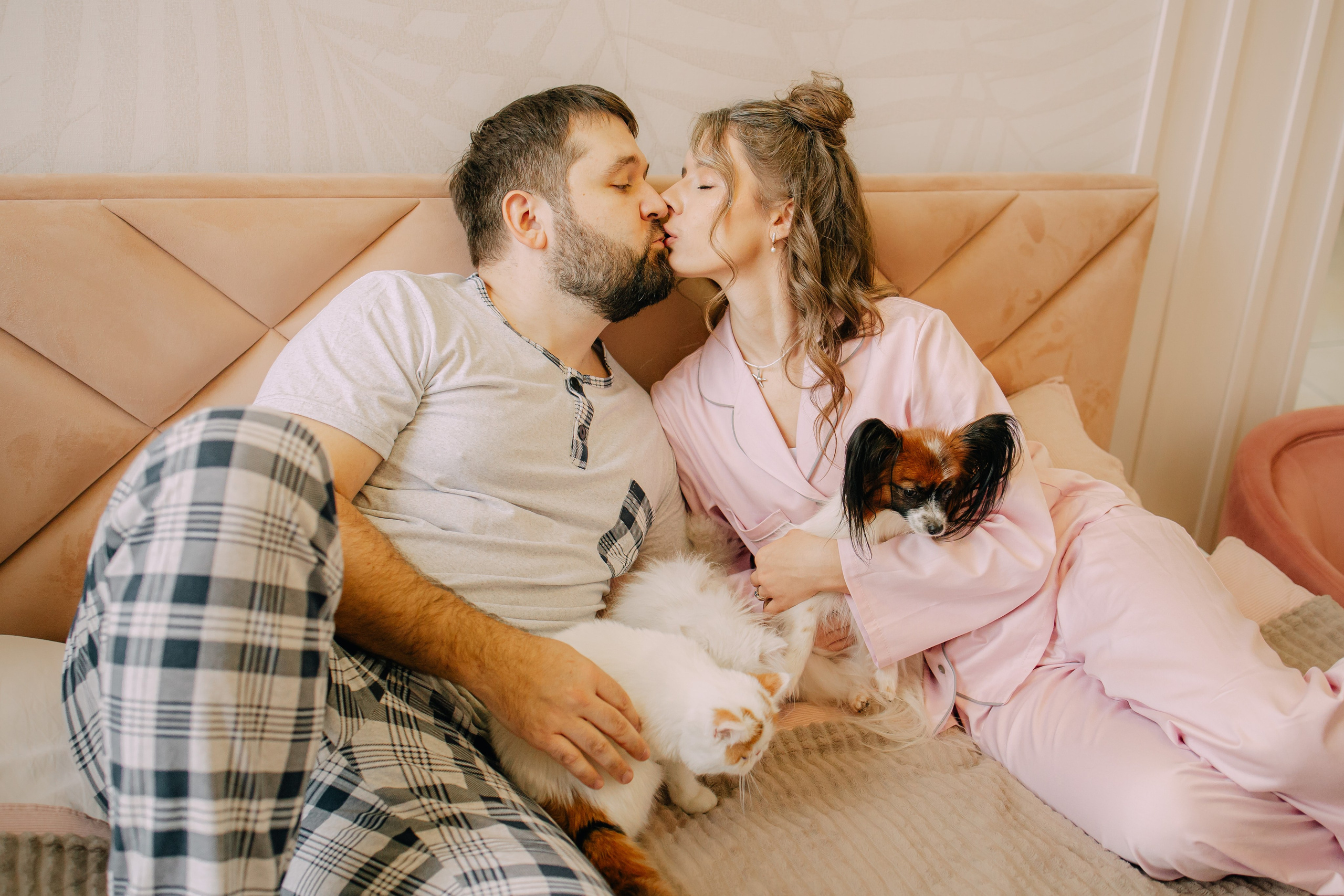 Султан, Мэй Мэй и Шанталь и их семья