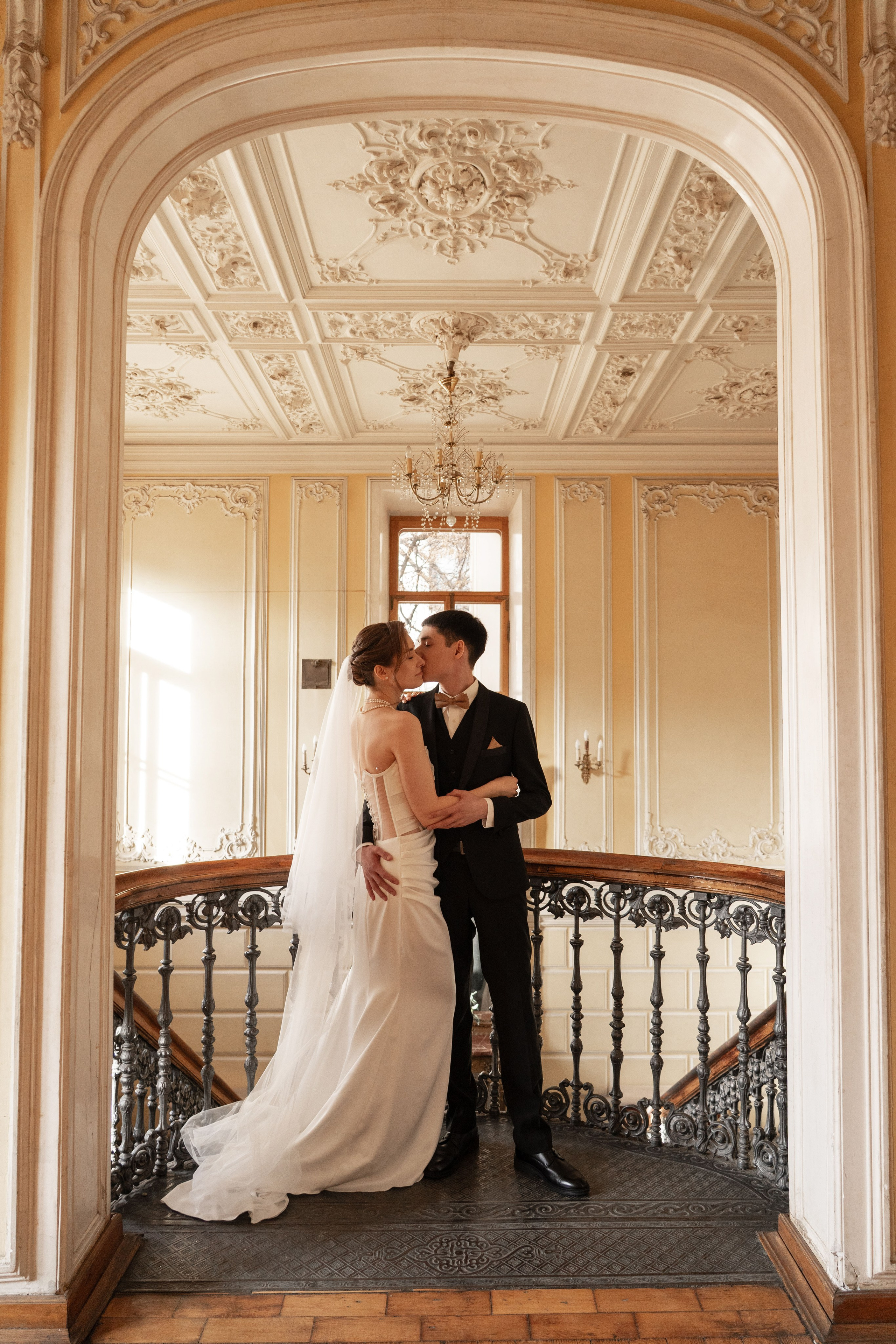 Свадебная фотосессия в Библиотеке читальне им. Пушкина