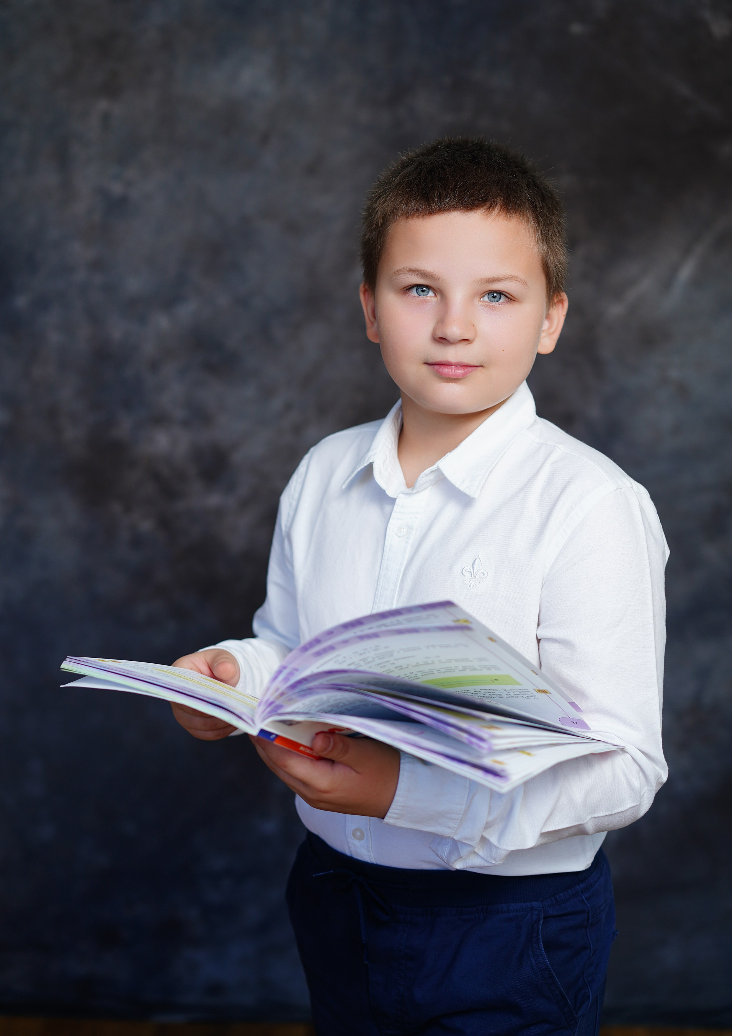 Позирование. MEMENTO.Выпускные альбомы, школьные, юбилейные и другие книги. Ростов-на-Дону