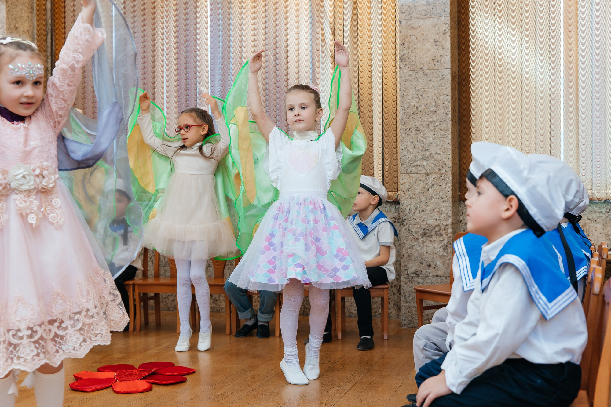 Детский сад № 93 — Утренник (10.03.2023). Свадебный и семейный фотограф Крамар Наталья