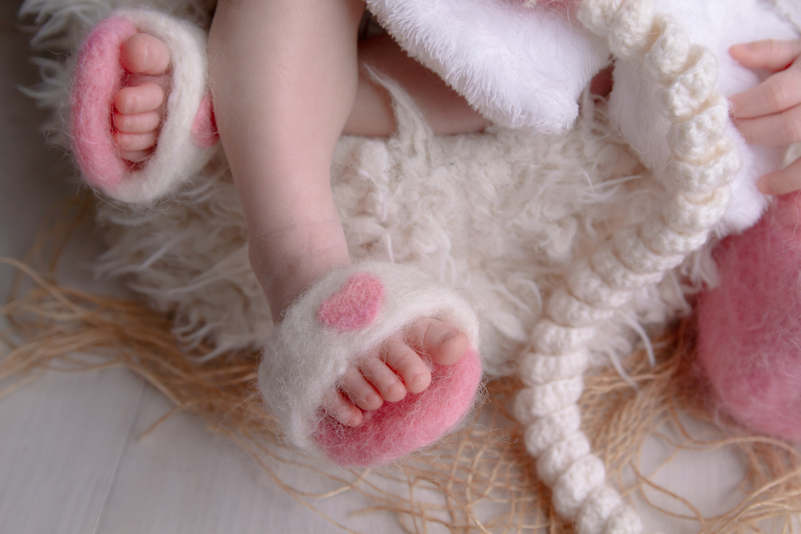 Портфолио. Самая первая фотосессия малыша! Профессиональная съемка новорожденных Newborn в Москве и МО!