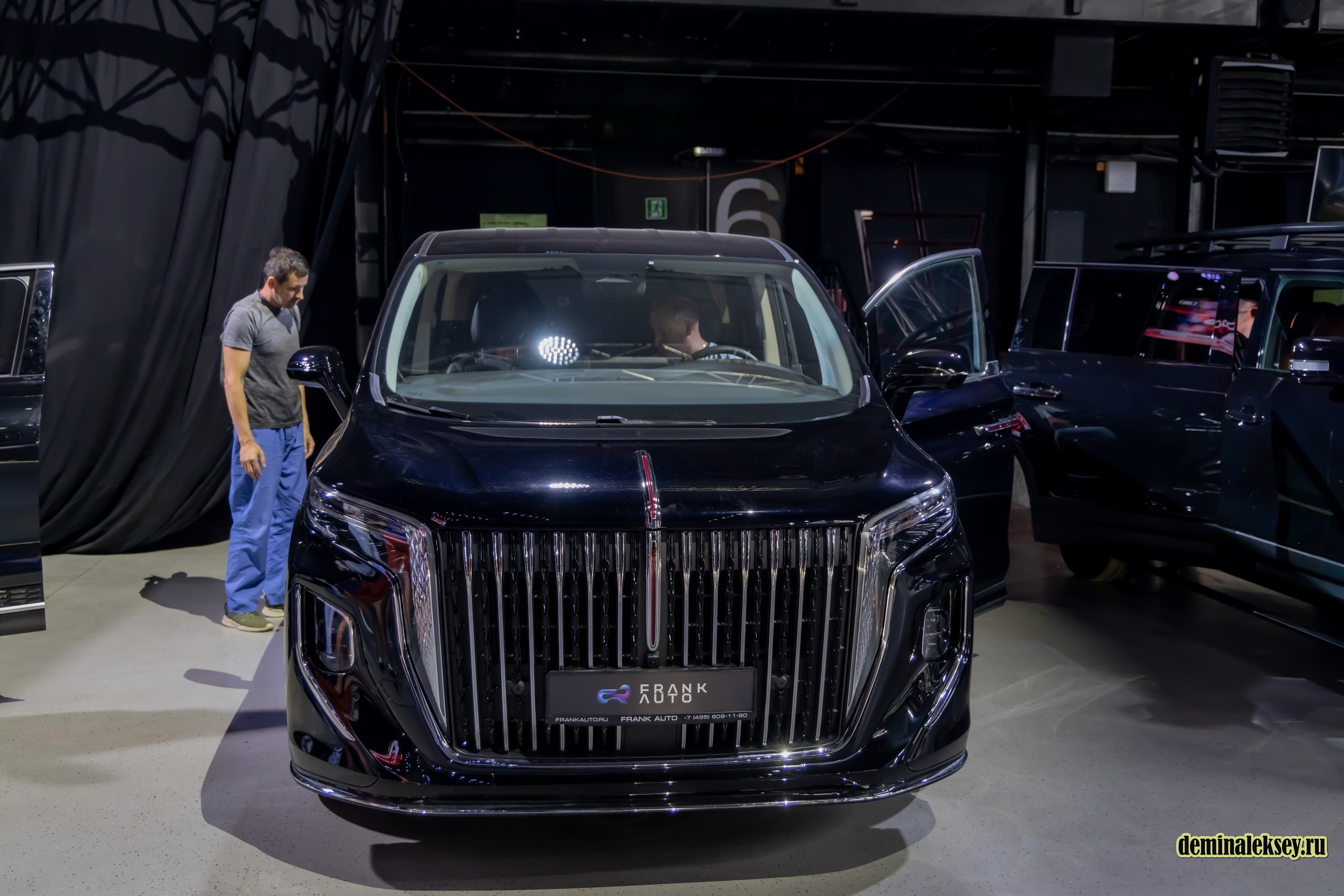 Chinese Motor Show 2024. Репортажный, семейный и студийный фотограф в Москве Демин Алексей