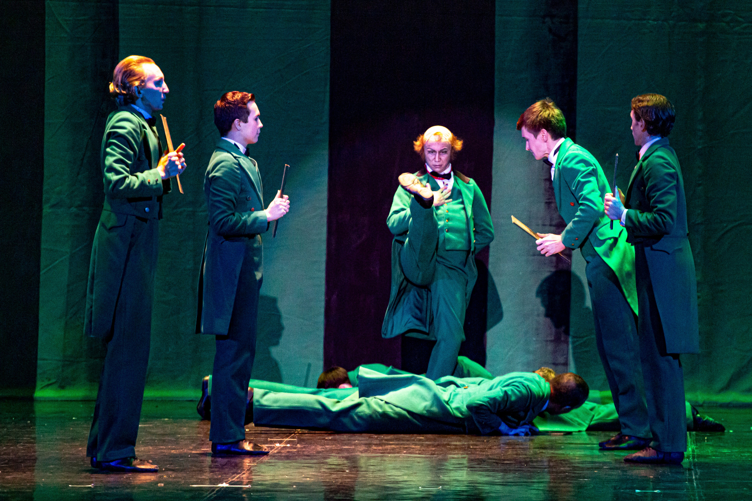 Анюта — спектакль — премьера на сцене Зимнего театра Марийского театра оперы и балета. Фотограф в Сочи Юрий Шептаев