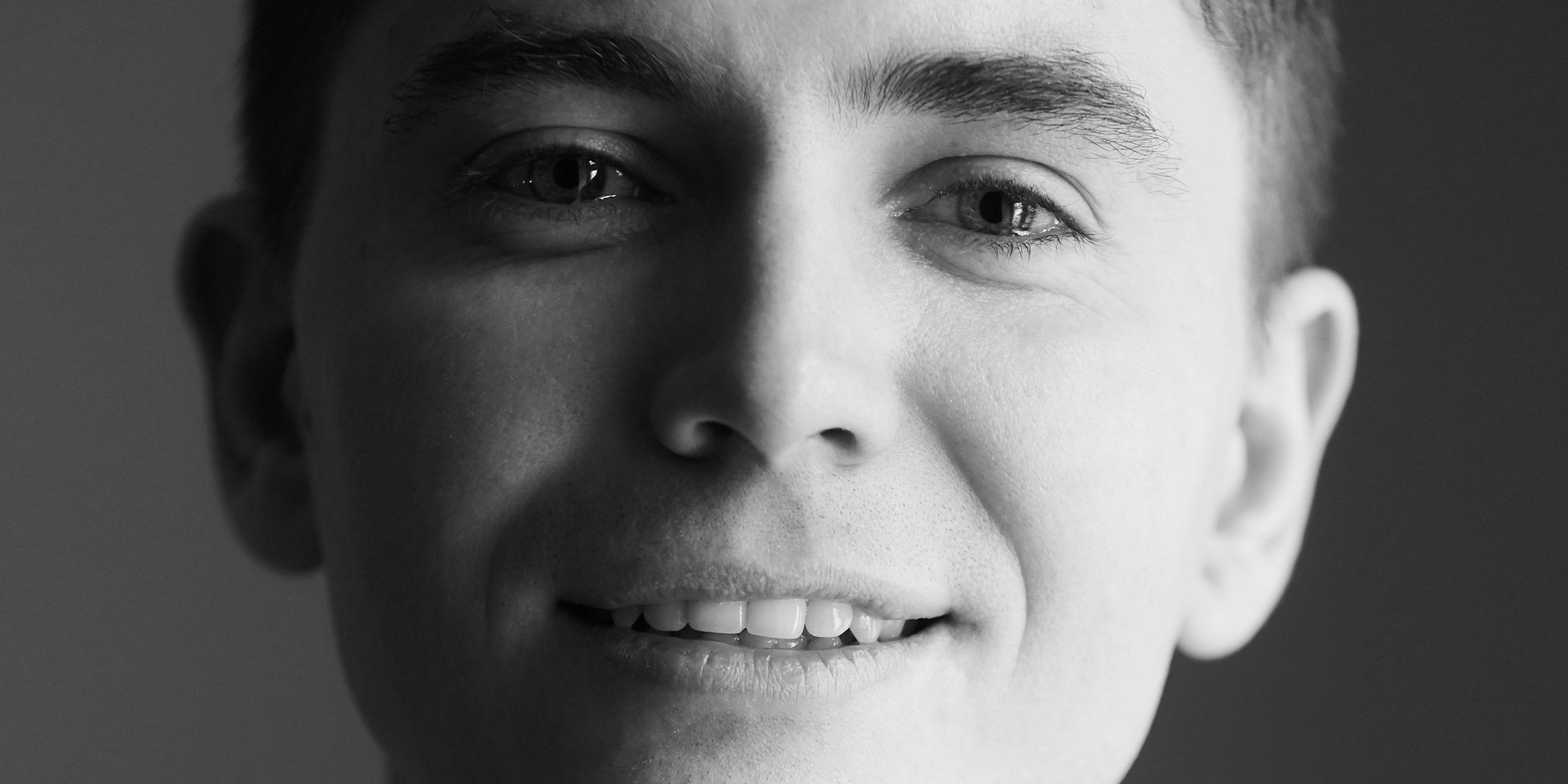 Алексей Дюжев. Ведущий событий. Фотографирую масштабные события, людей и их истории по всему миру. Константин Трубников