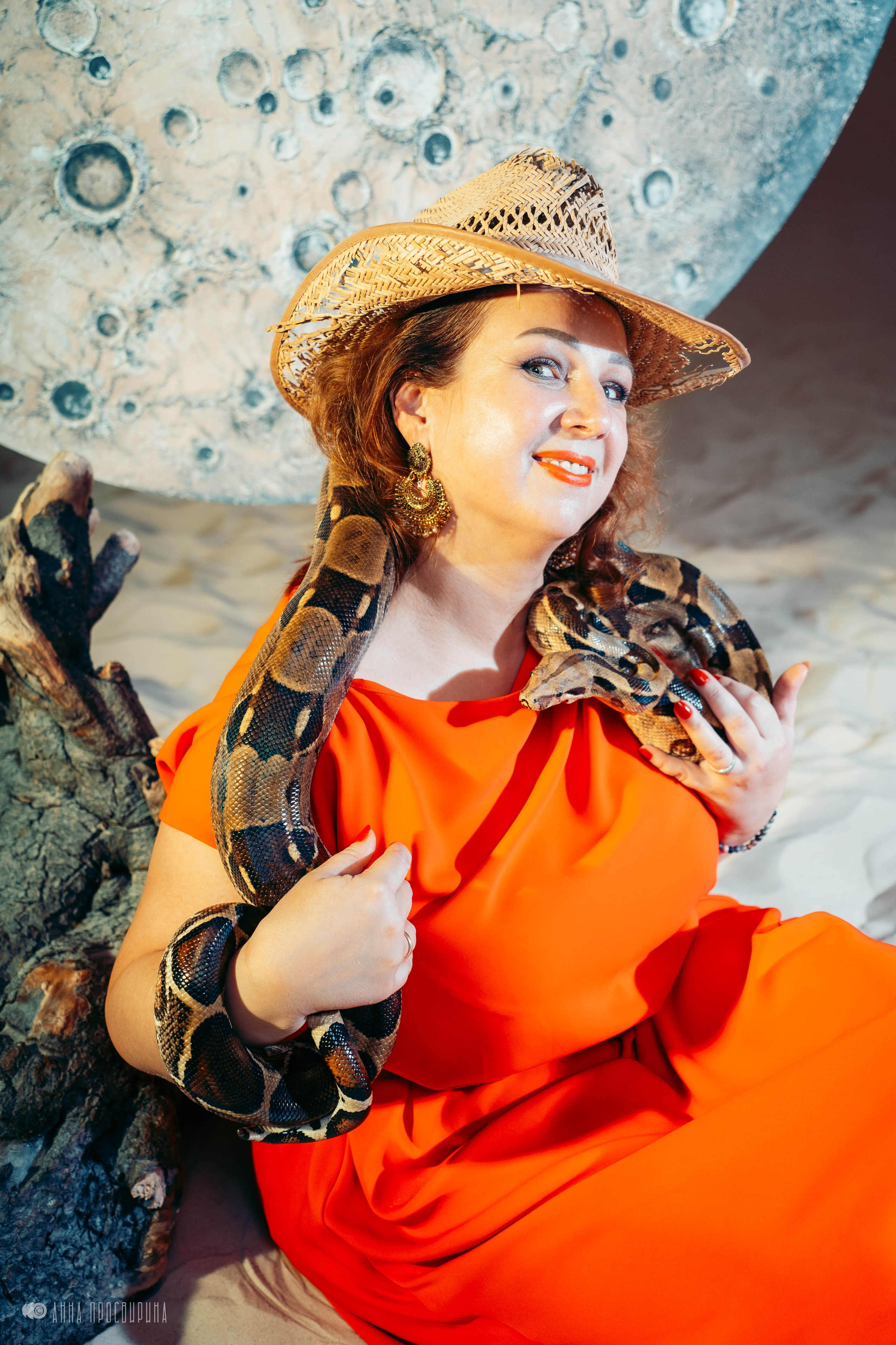 Новогодняя съемка с символом года для проекта Dolce Donna. Ваш фотограф в Санкт-Петербурге Анна Просвирина