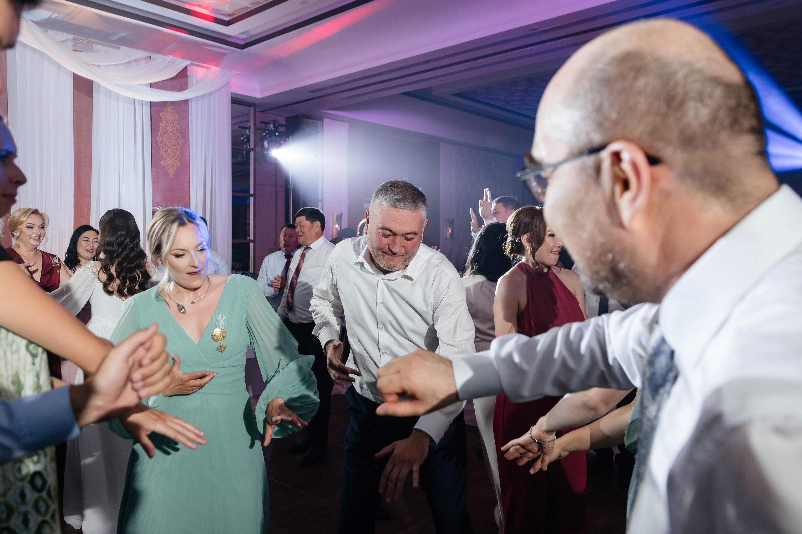 Alina Uzatu. Профессиональный фотограф в городе Астана/Алматы Даурен Сембаев