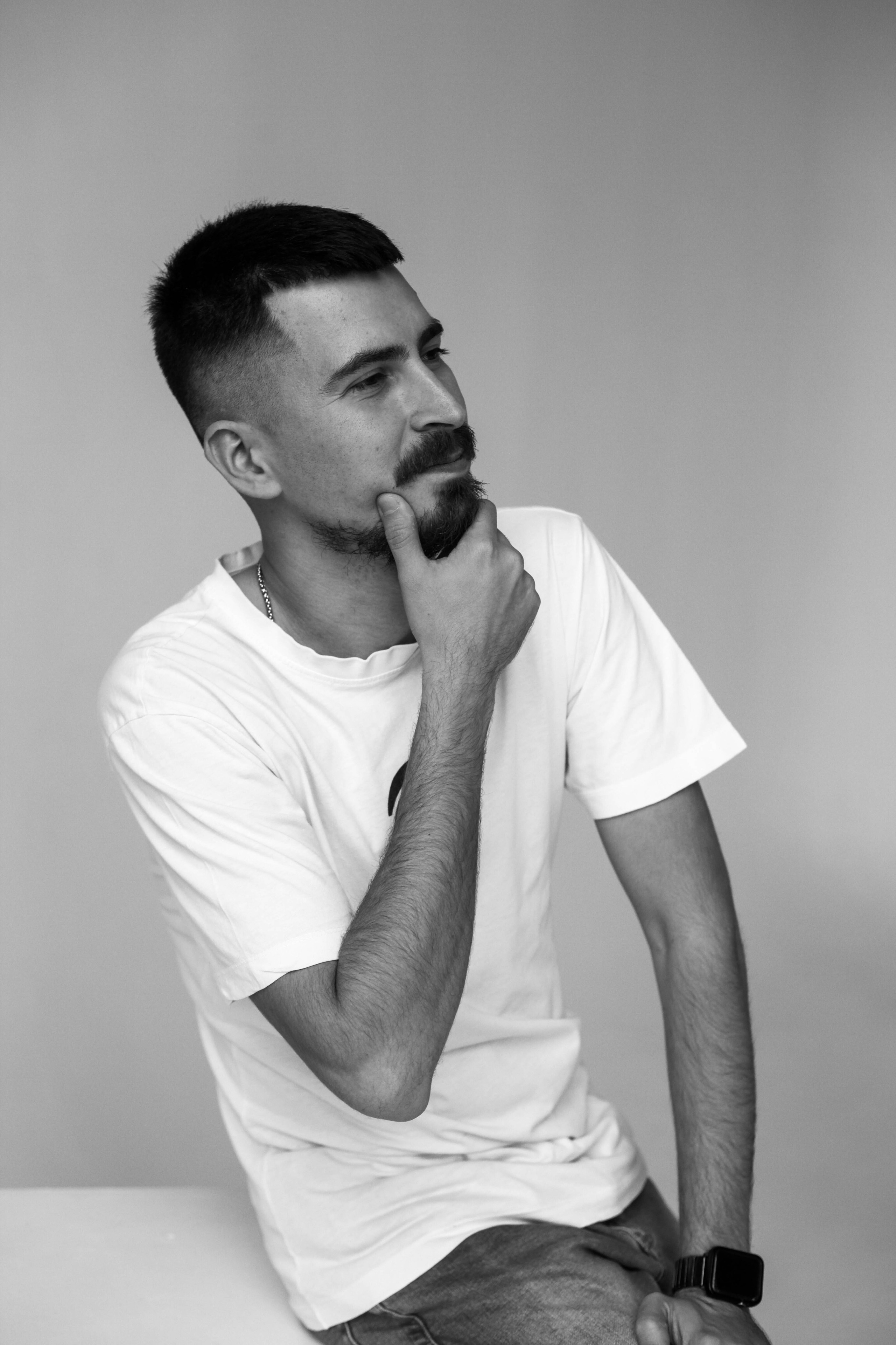 Студия. Уличный фотограф Города N