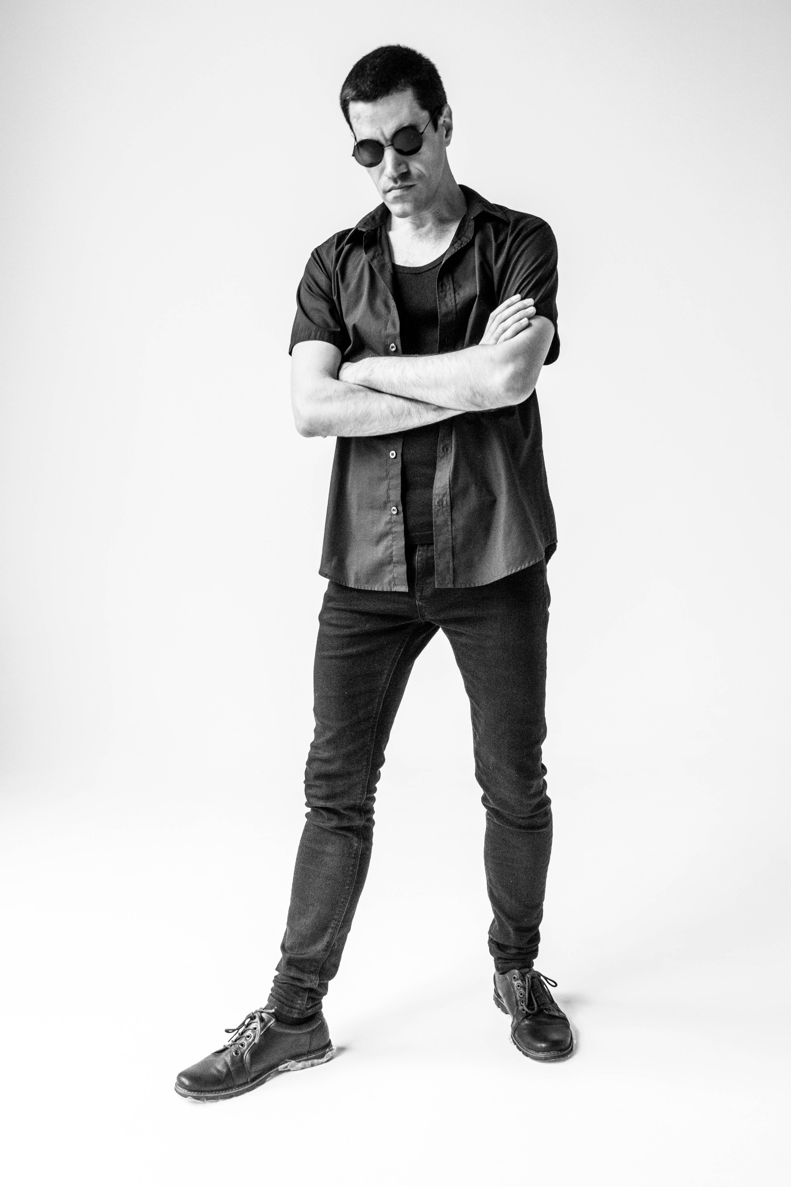 СТУДИЯ. Уличный фотограф Города N