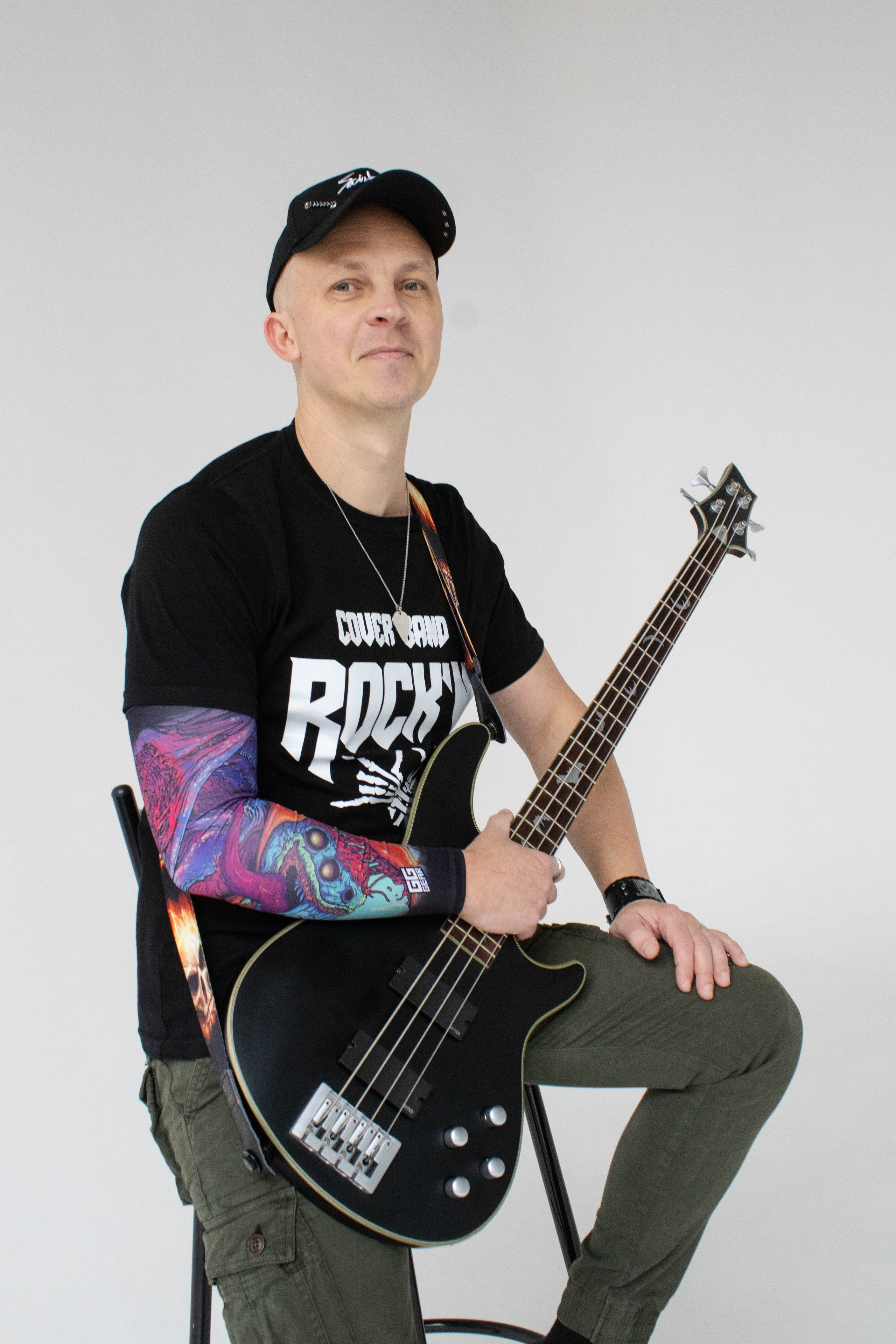 СТУДИЯ. Уличный фотограф Города N