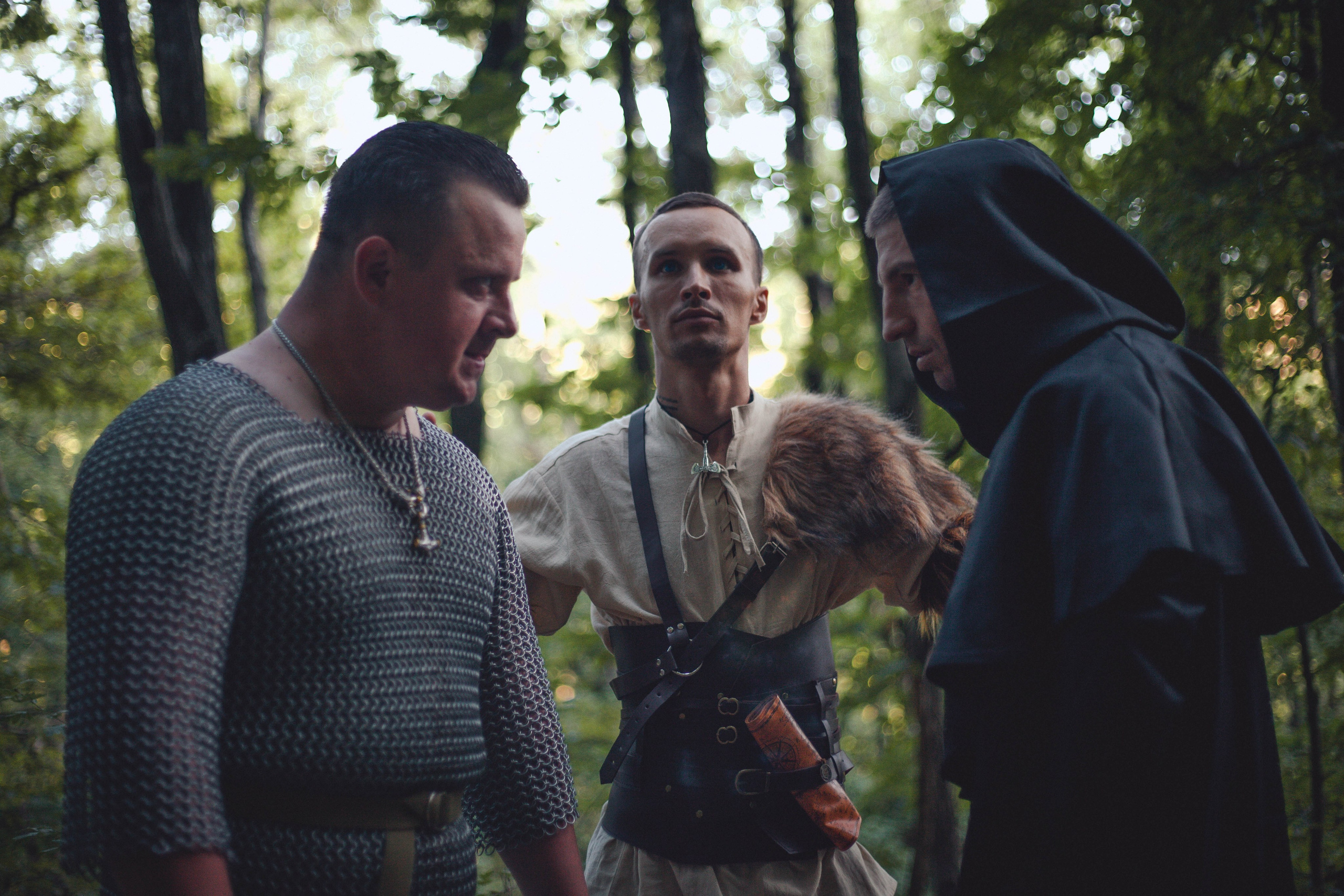 Клип. Уличный фотограф Города N