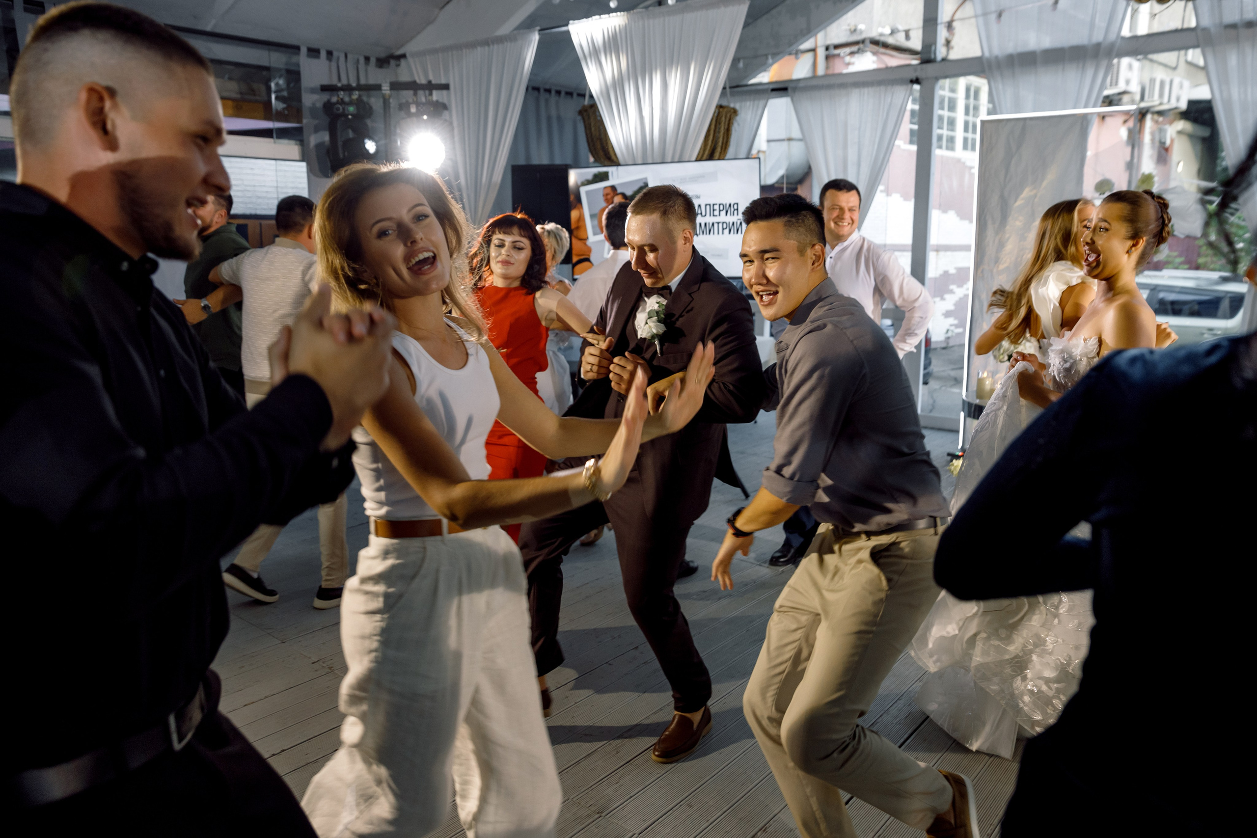 Дмитрий и Валерия. Свадебный фотограф Иркутск, репортажный фотограф Иркутск