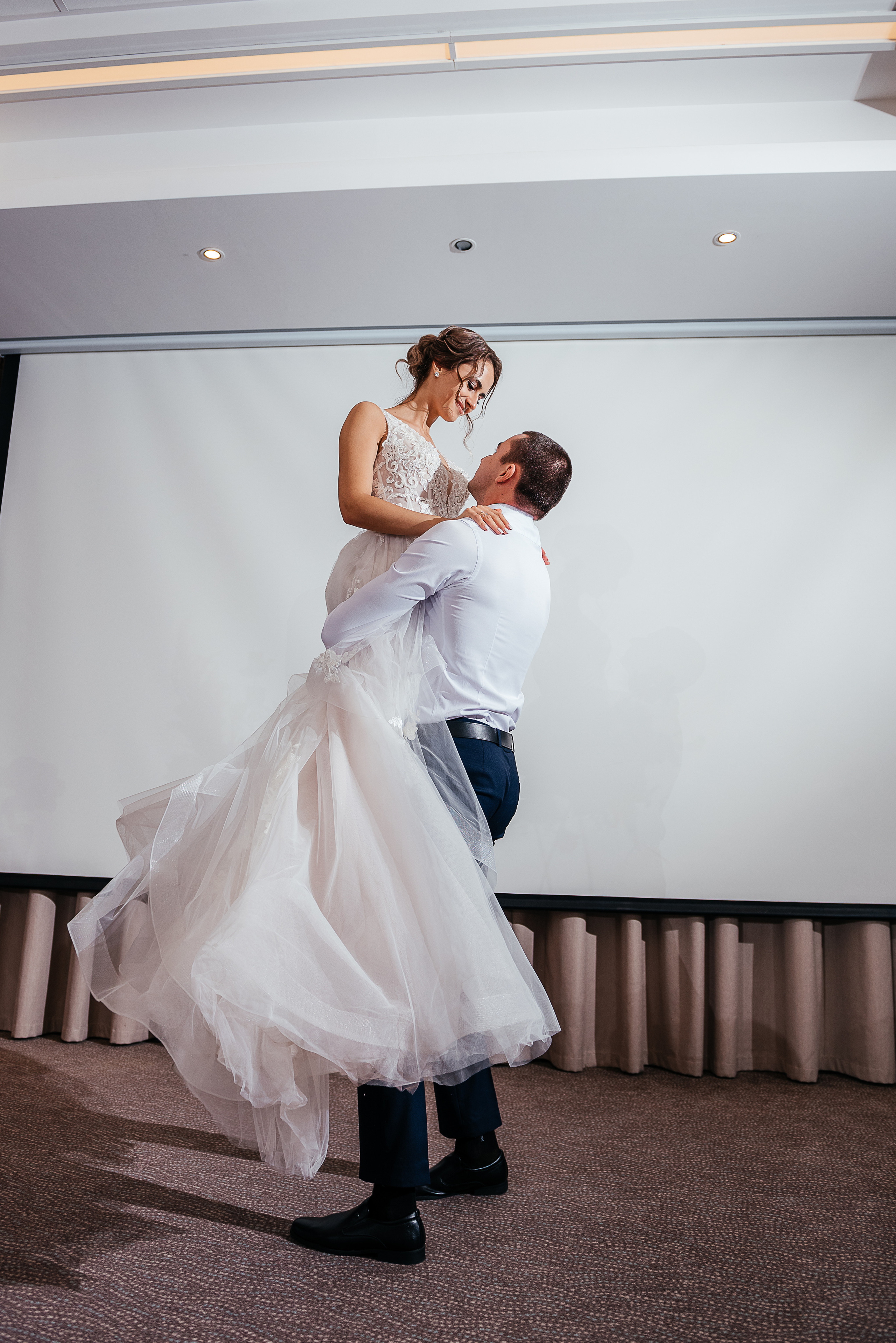 М&В. #свадебныйфотограф #wedding #weddingday #lovestory #фотографволгогр