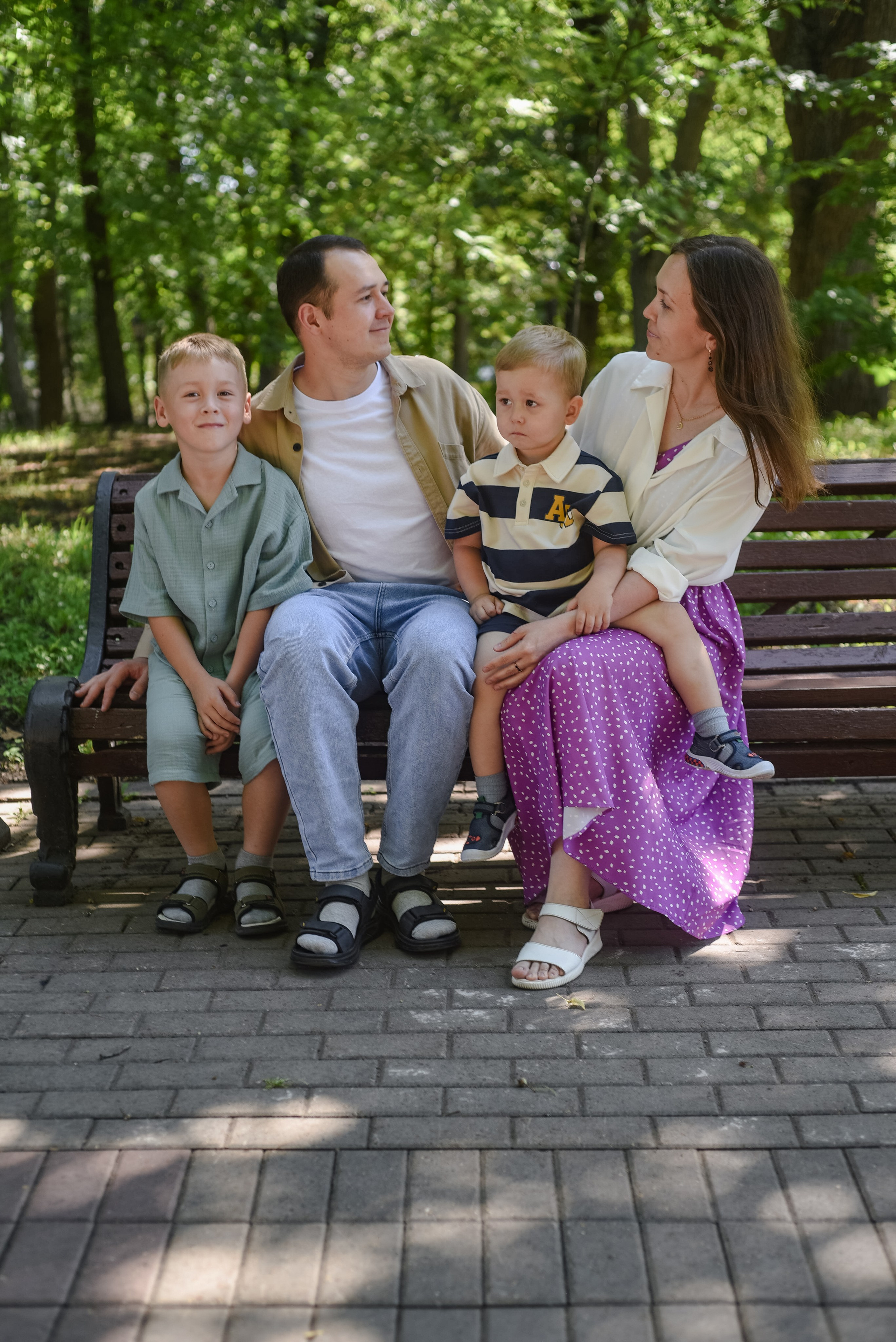 Семейная съемка в парке. Семейный и свадебный фотограф в г. Уфа Динара
