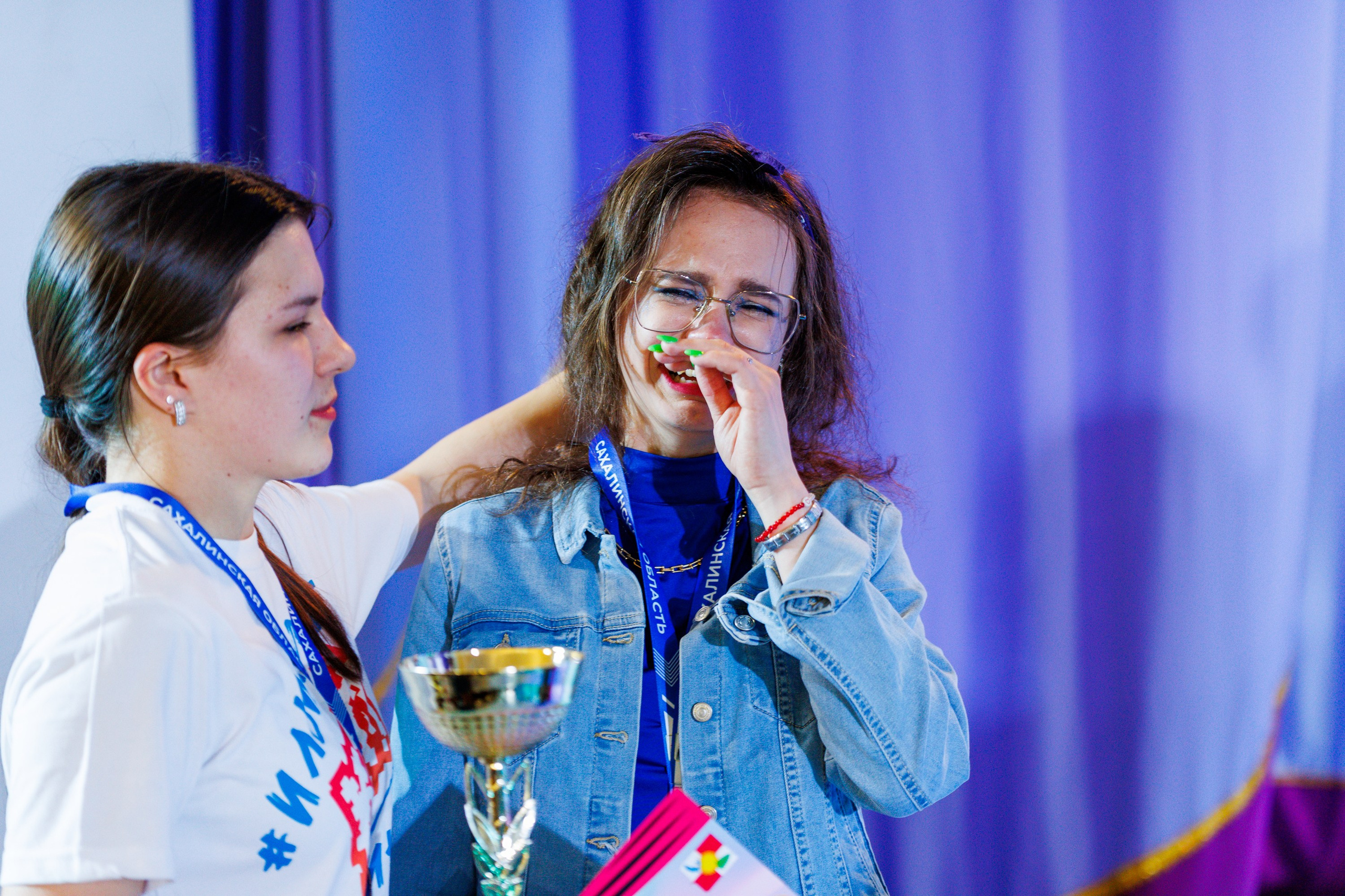 Школьный КВН в Томари. Свадебный, семейный и репортажный фотограф в Южно-Сахалинске Артур Петросян