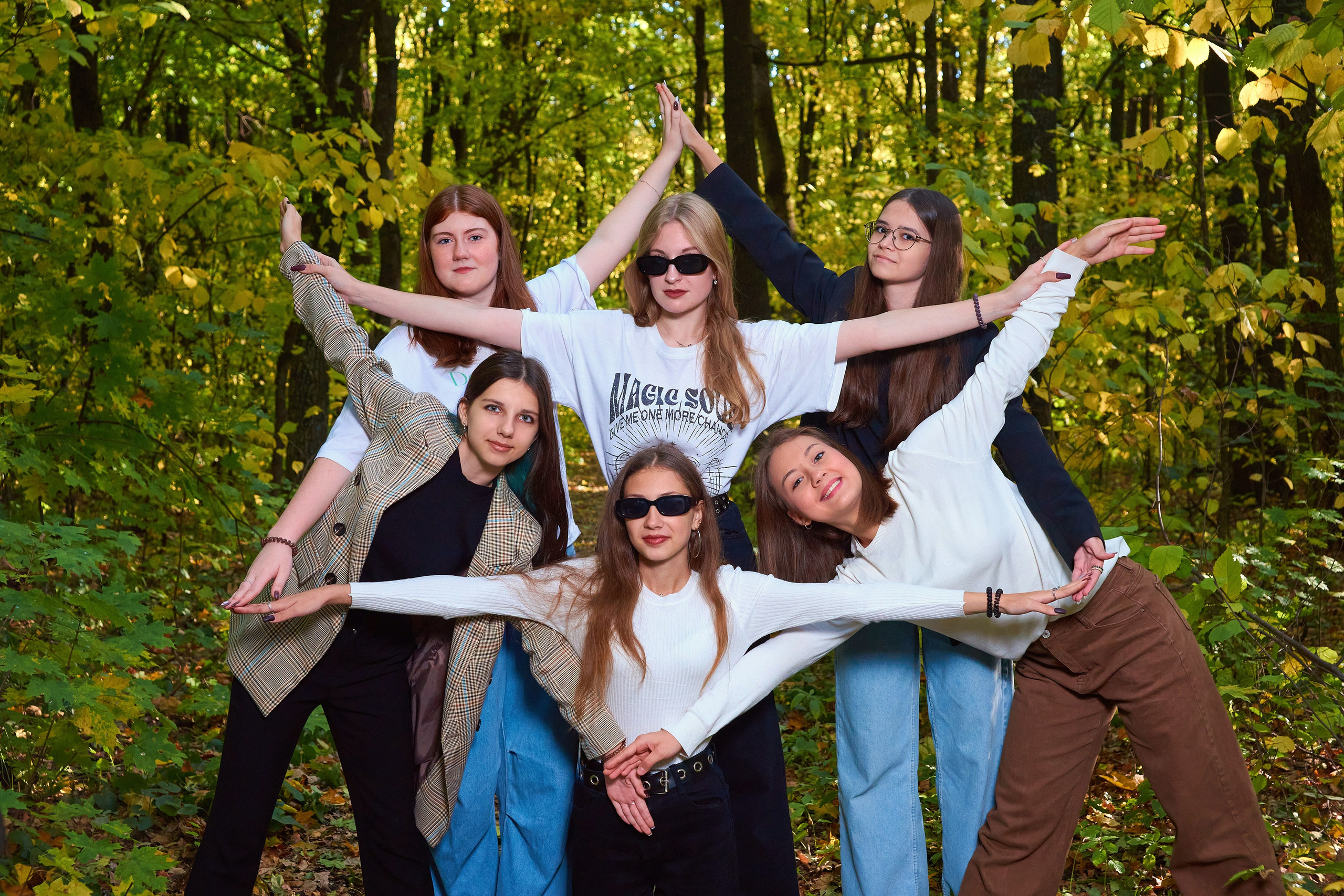 Осень в лесу. 9 класс. 2023. Childrenfoto.ru