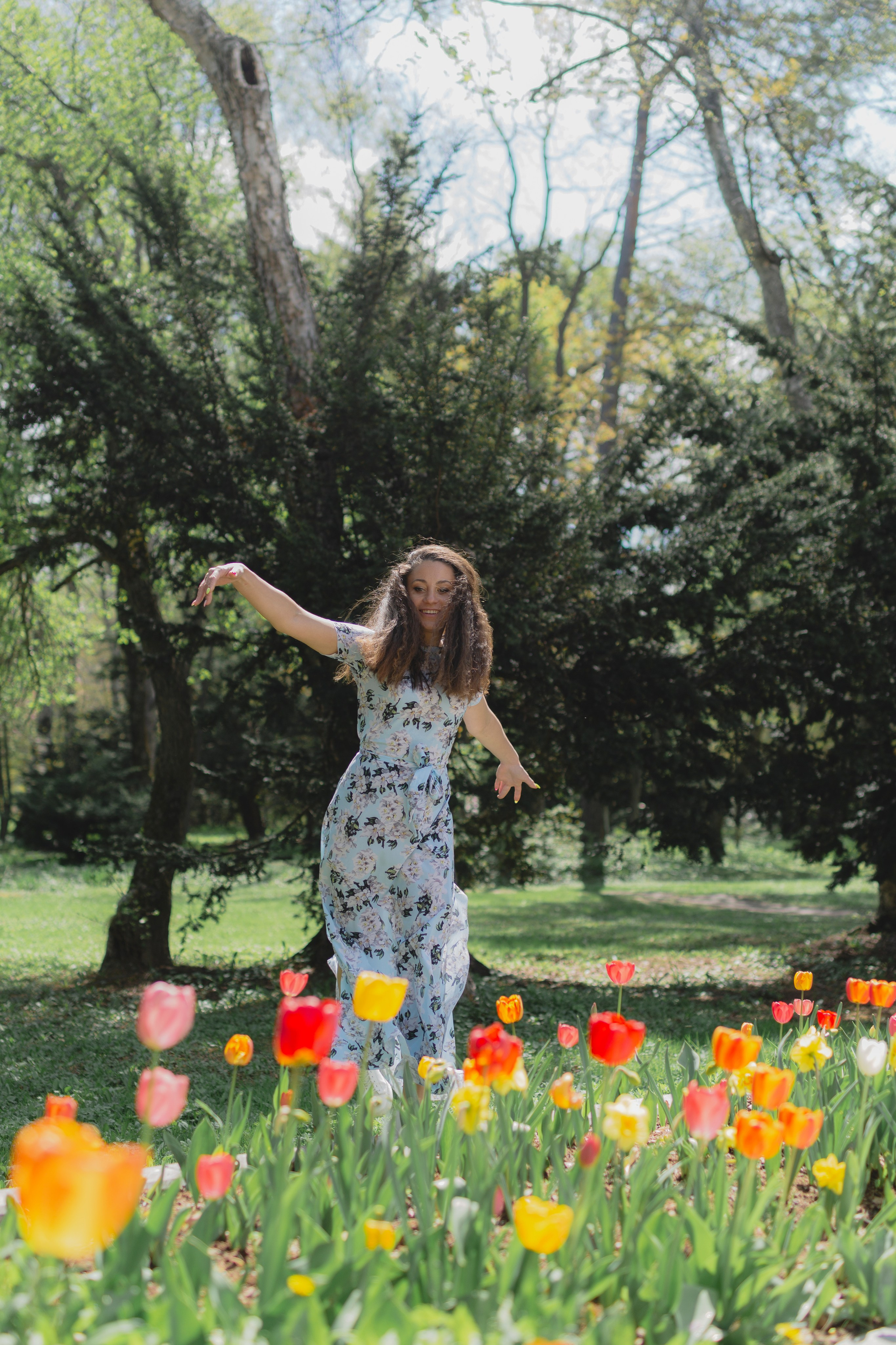 Настя и сакура. Фотограф Южно-Сахалинск