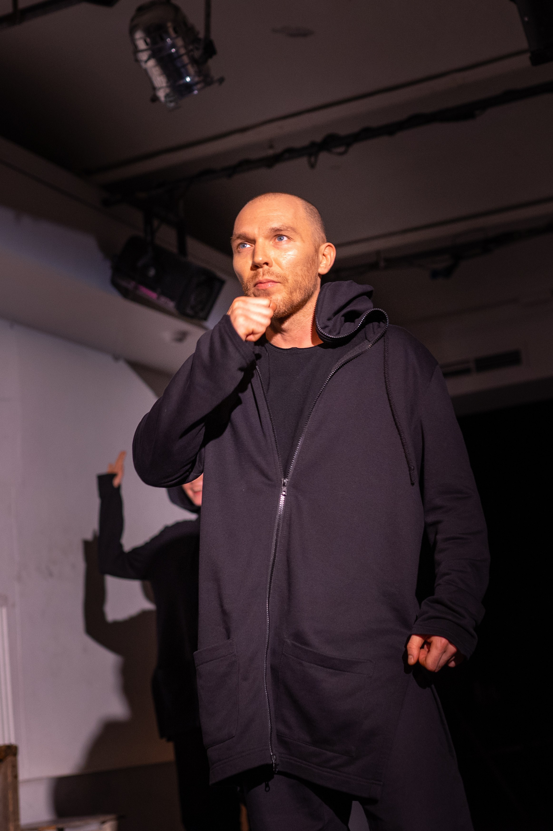 Преступление и наказание. Фотограф Нинель Гюрсой, г. Москва