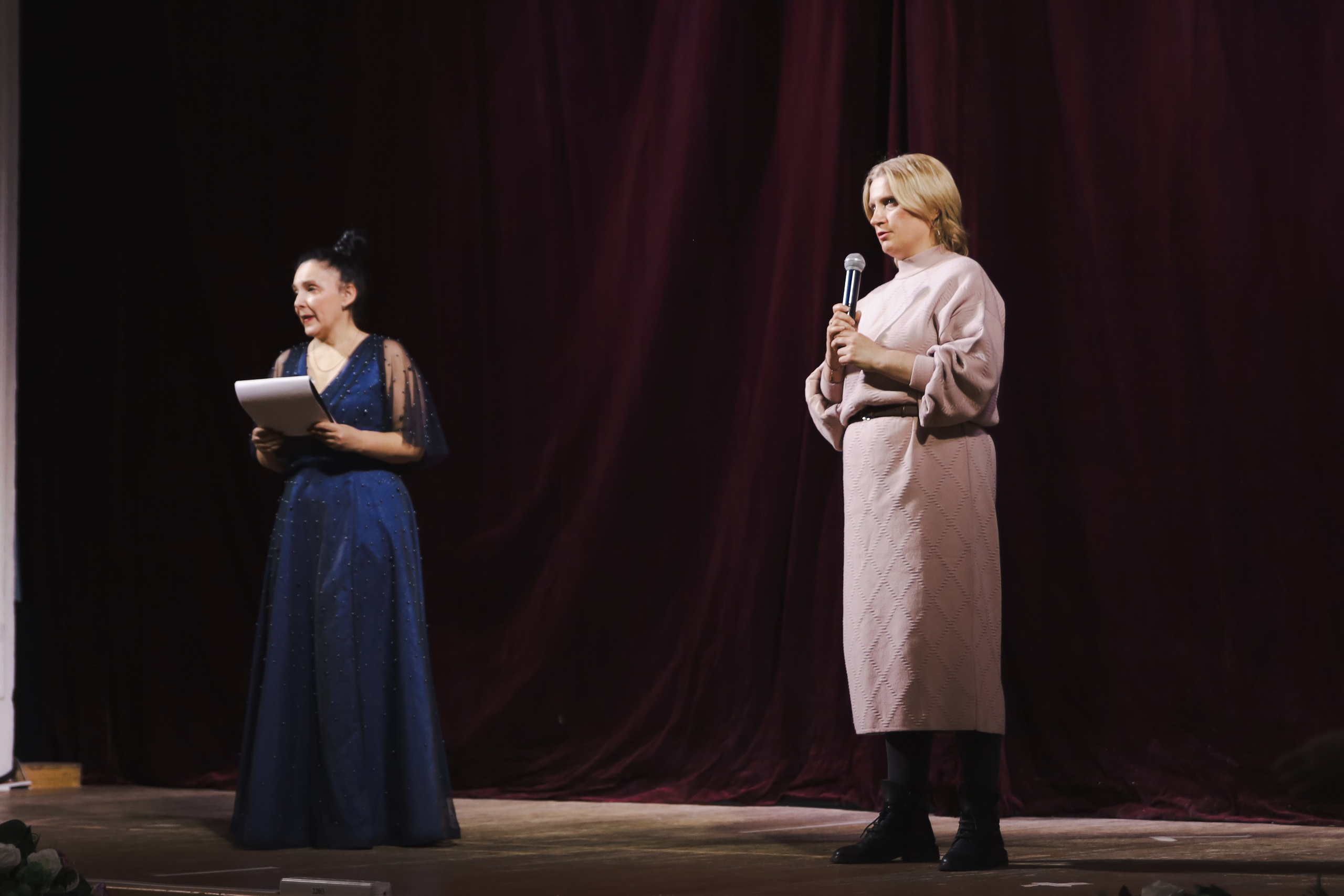 Фотоотчет с награждения стипендиатов города Липецка