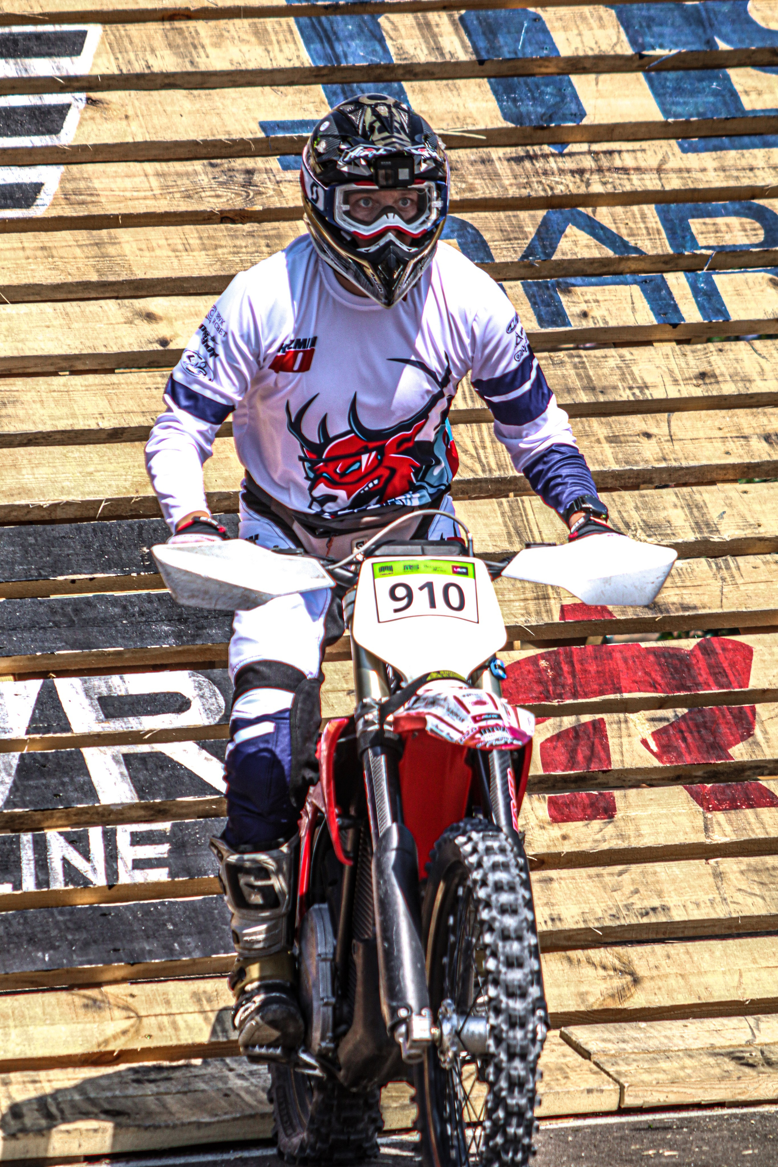 Enduro. Ivaladimirovna1995.wfolio.pro