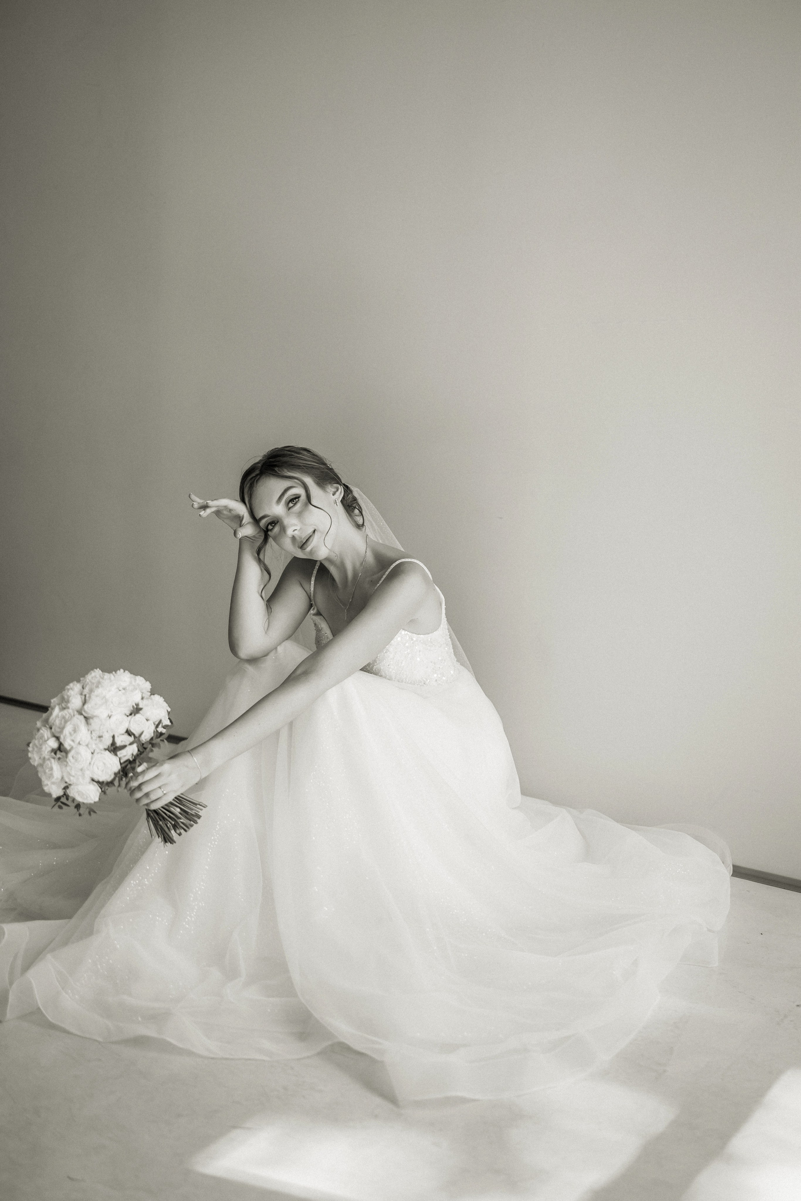 Свадебная прогулка Екатерины и Евгения. Свадебная фотография. Арина Рубах