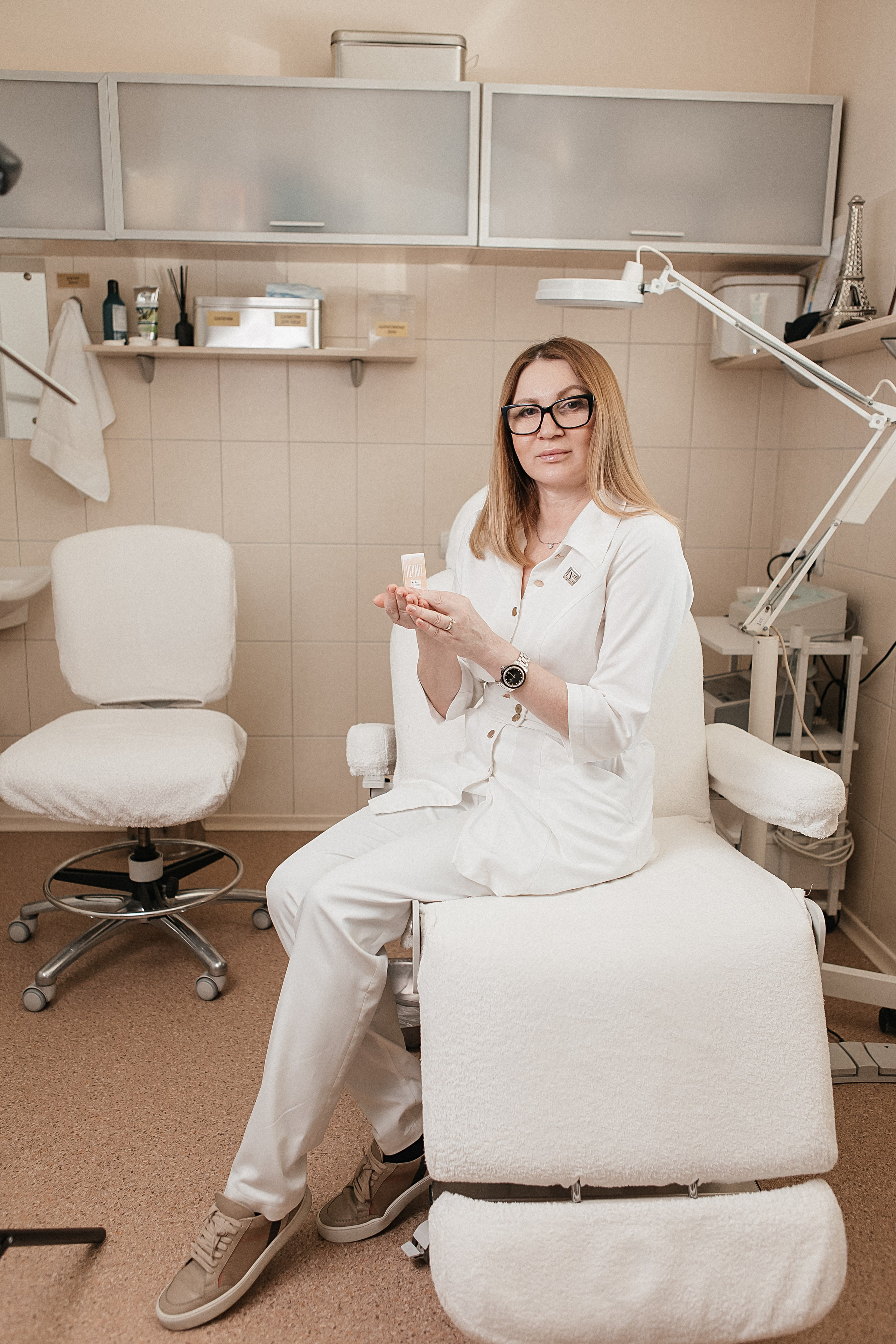 Контент-съемка для медицинского центра «Миль Флер», г. Барнаул. Портретный фотограф Юлия Красноперова в Барнауле/Заринске