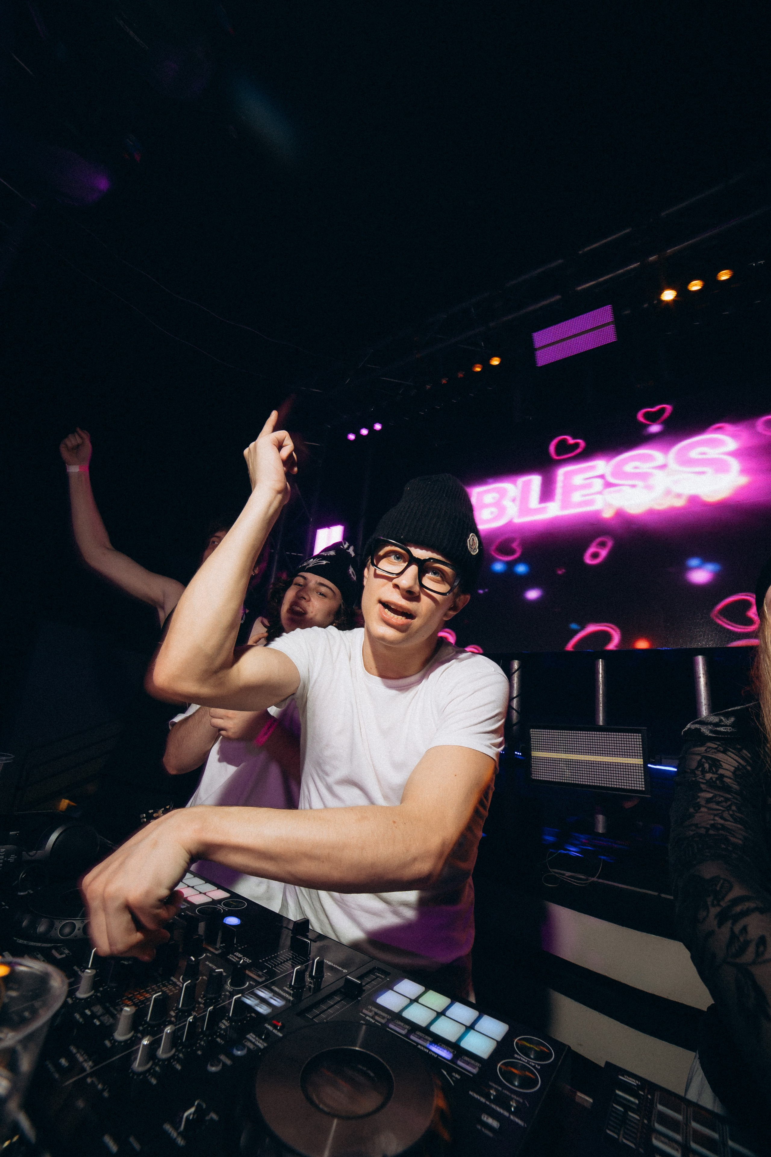 Bless 19-04-25. Свадебный фотограф Роман Медведев , Минск, Беларусь