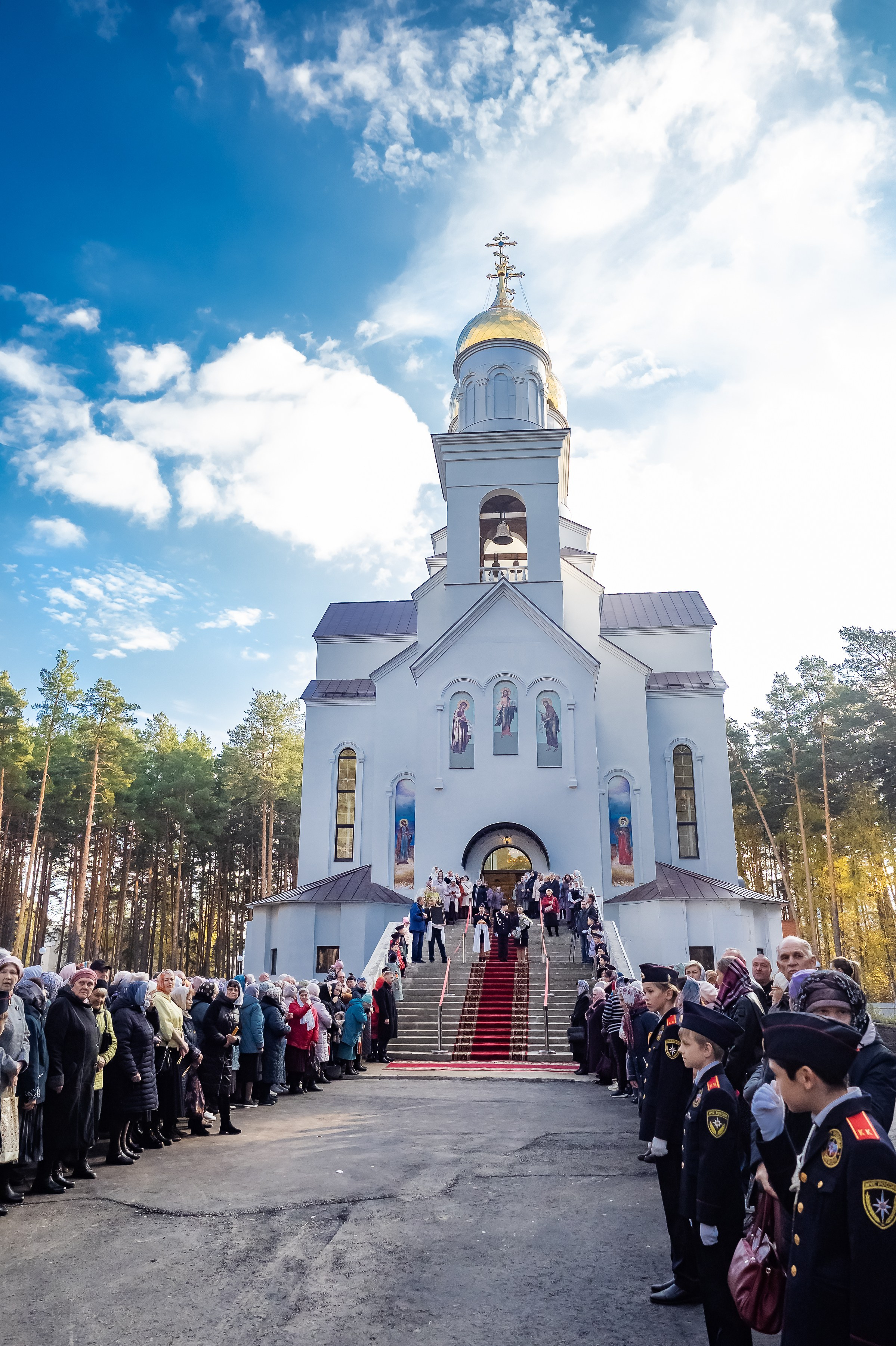 Открытие Храма Серафима Саровского. Репортажный, семейный и детский фотограф в Пензе и Заречном Арина Ермилова. Картины барельеф на заказ