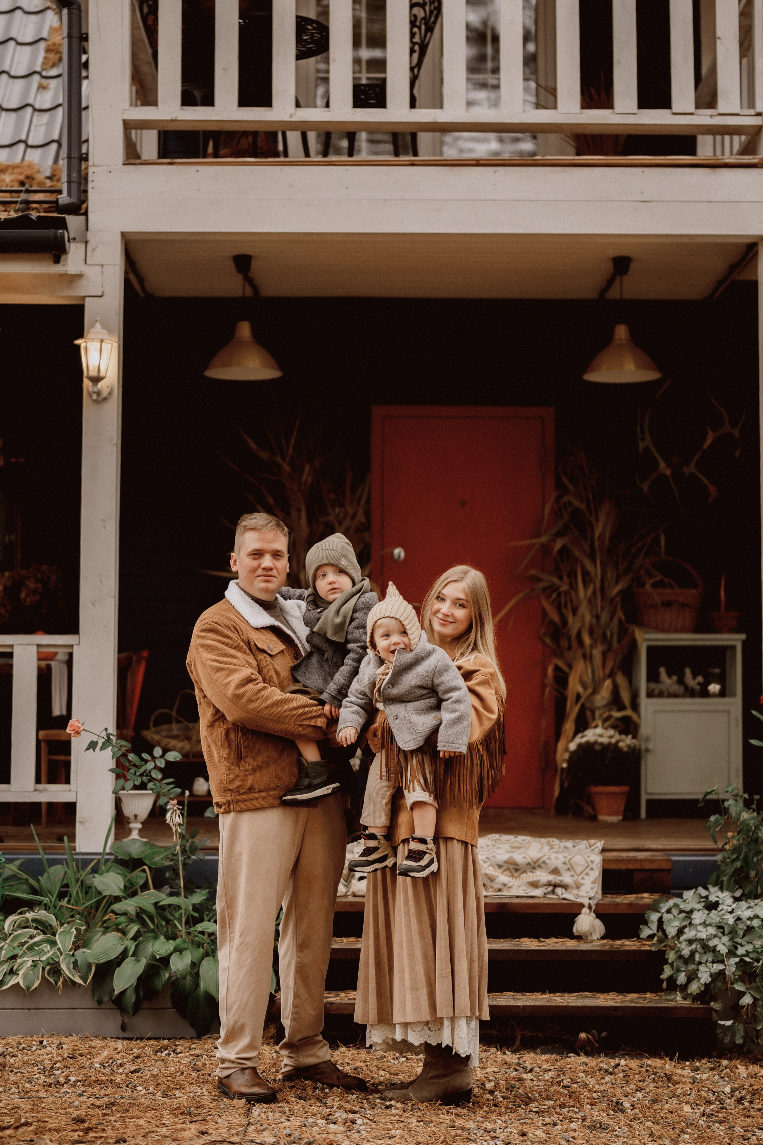 Семейная фотосессия на даче. Семейный и детский фотограф в Сергиев Посаде, Хотьково Якимчук Любовь