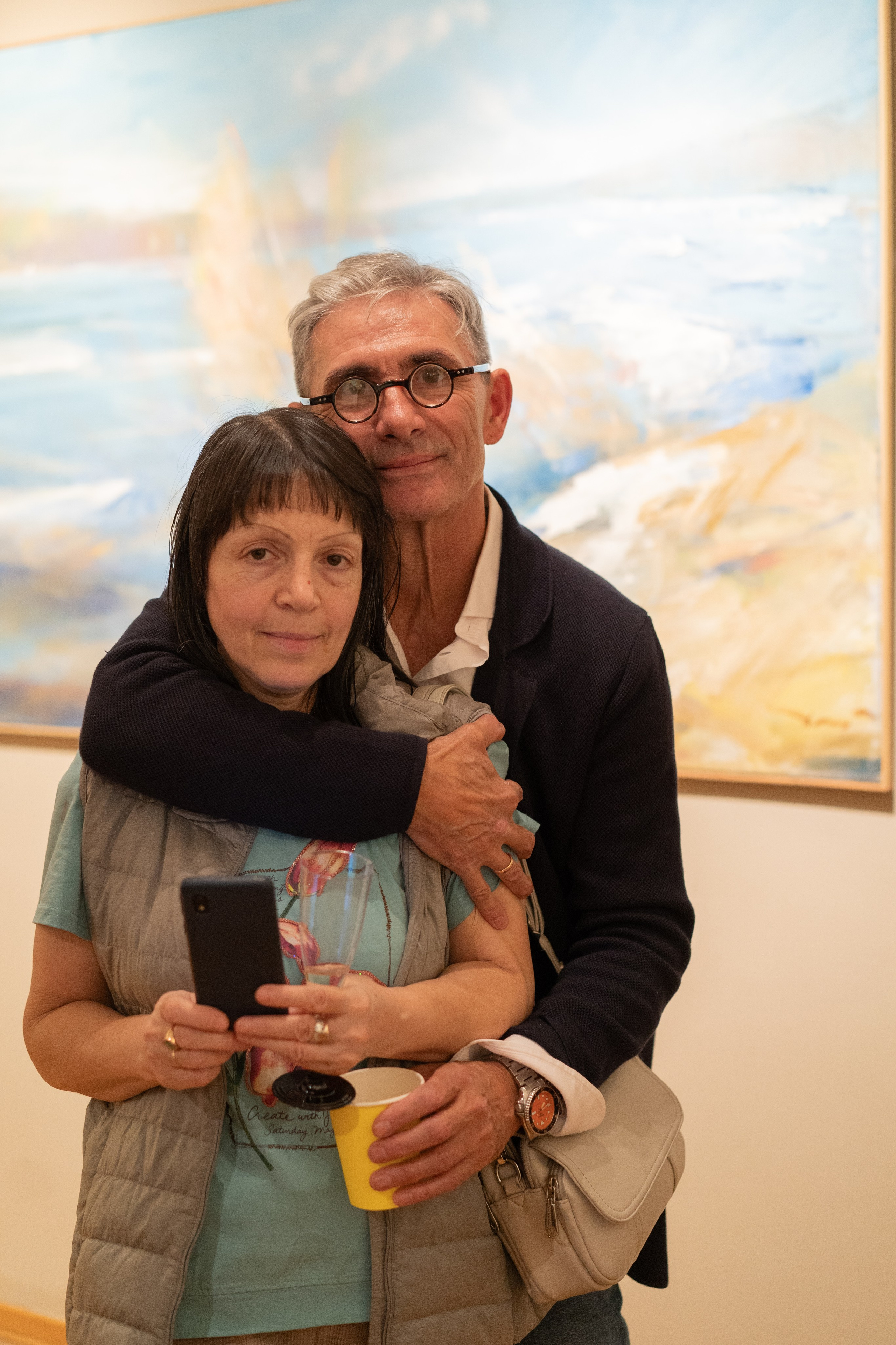 Съёмка открытия вытсавки художника Ильи Даньшина. Лиза Фирстова — самый добрый фотограф