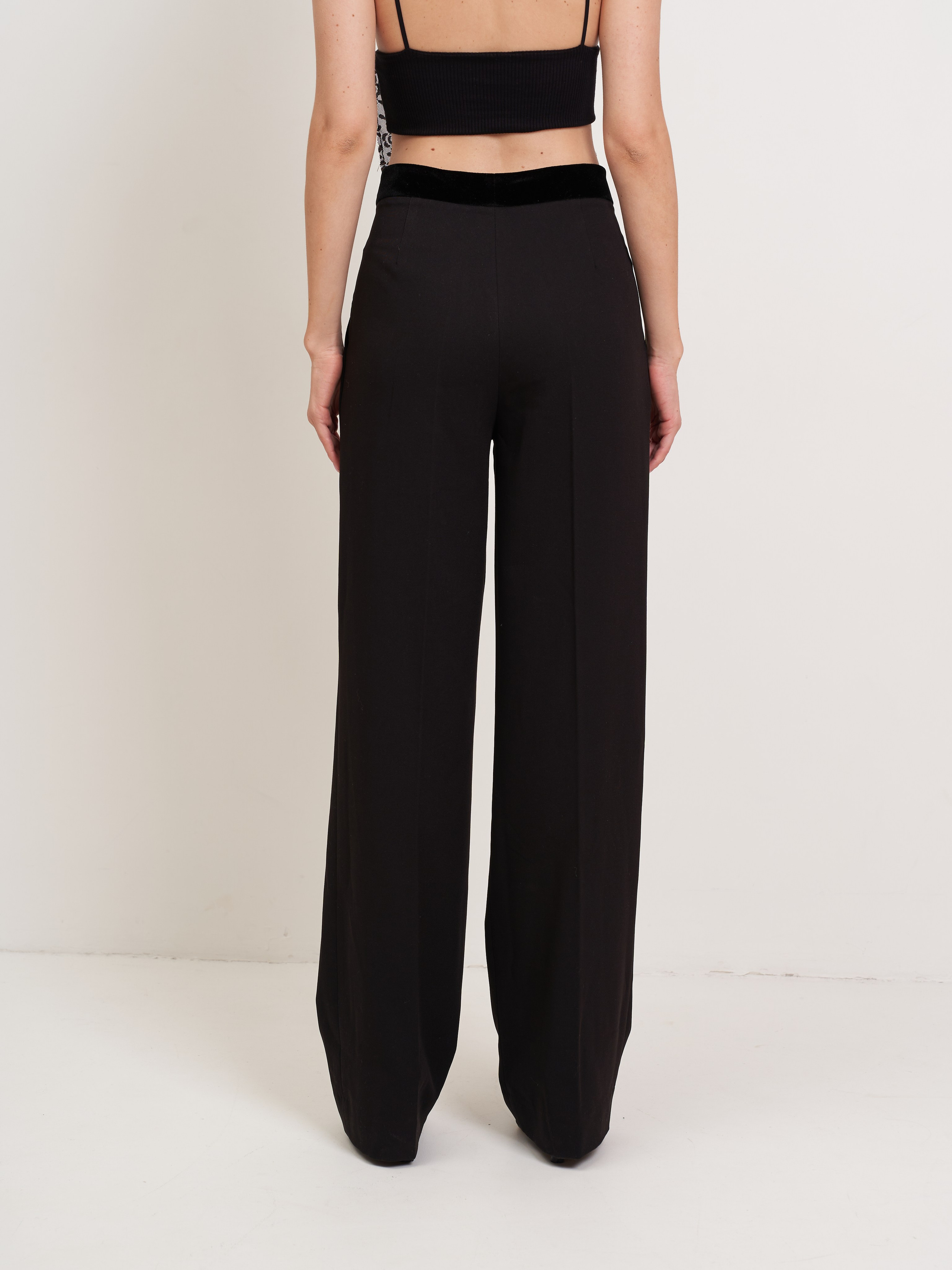 Каталог для WB. Коммерческий фотограф в Москве Хабибуллина Эльза