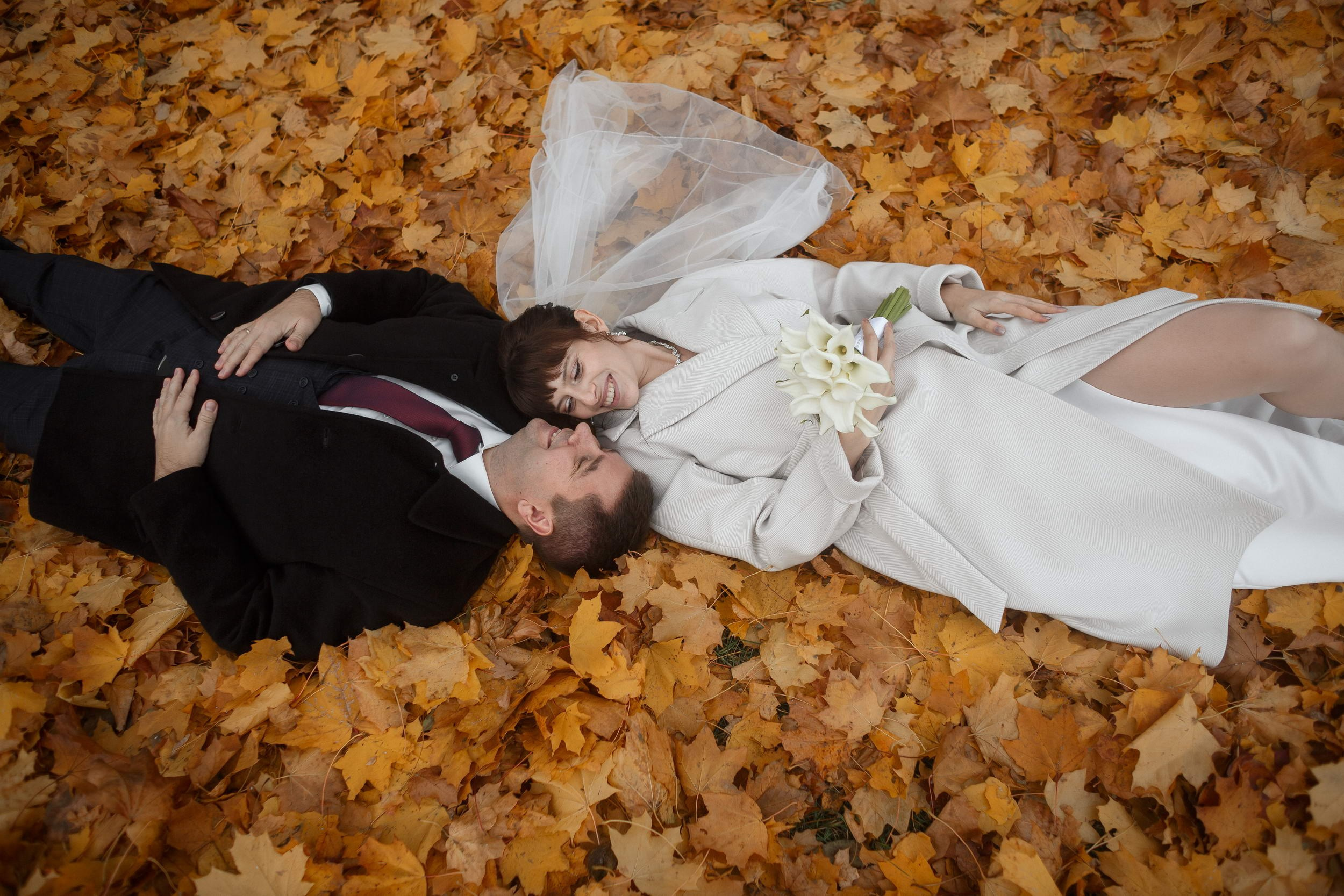 Свадьба в октябре. Свадебный фотограф Игорь Брундасов 8PHOTO на свадьбу венчание загс СПб