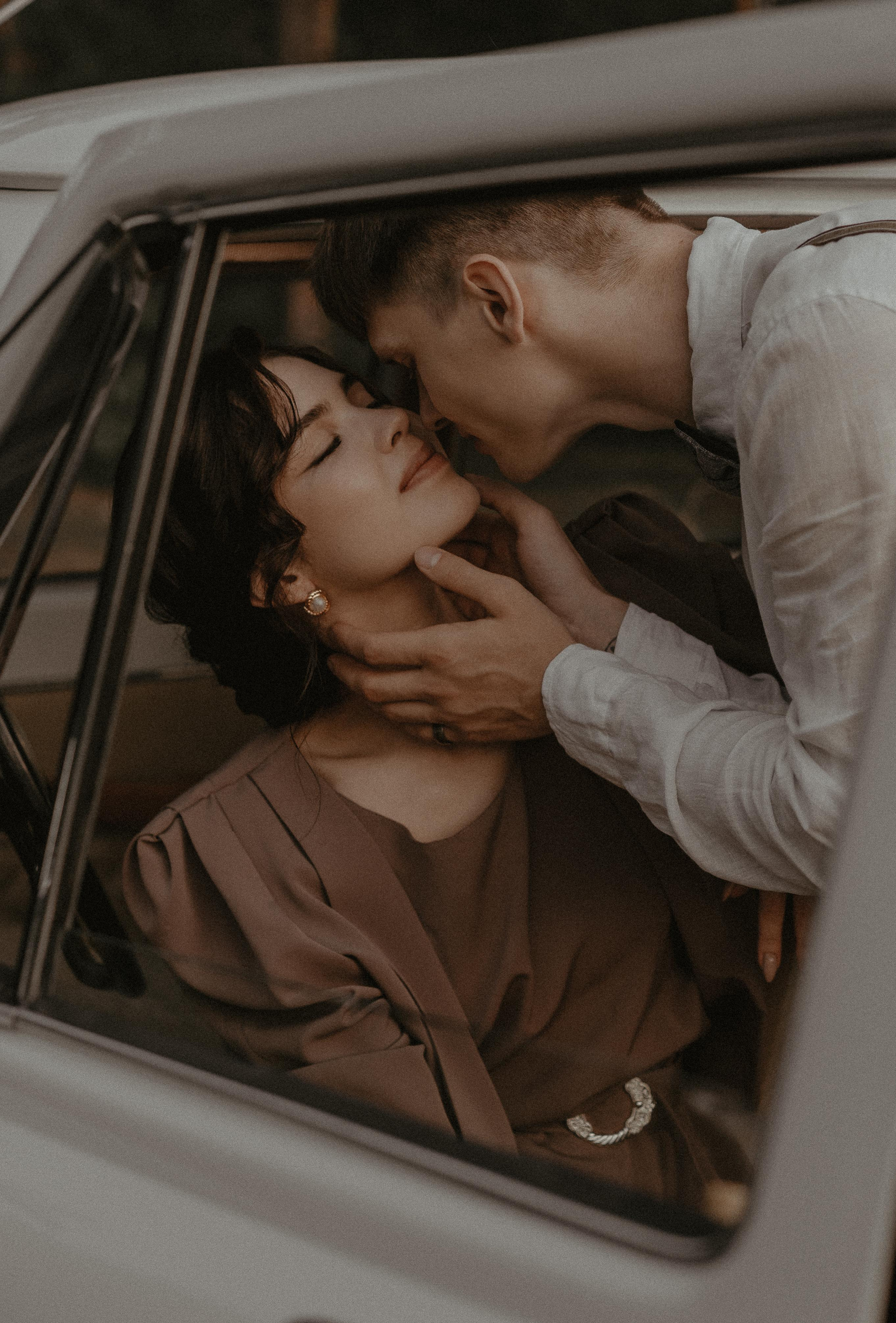 «Любовь вне времени». Твой проводник в мир ушедших эпох, романтики и женственности