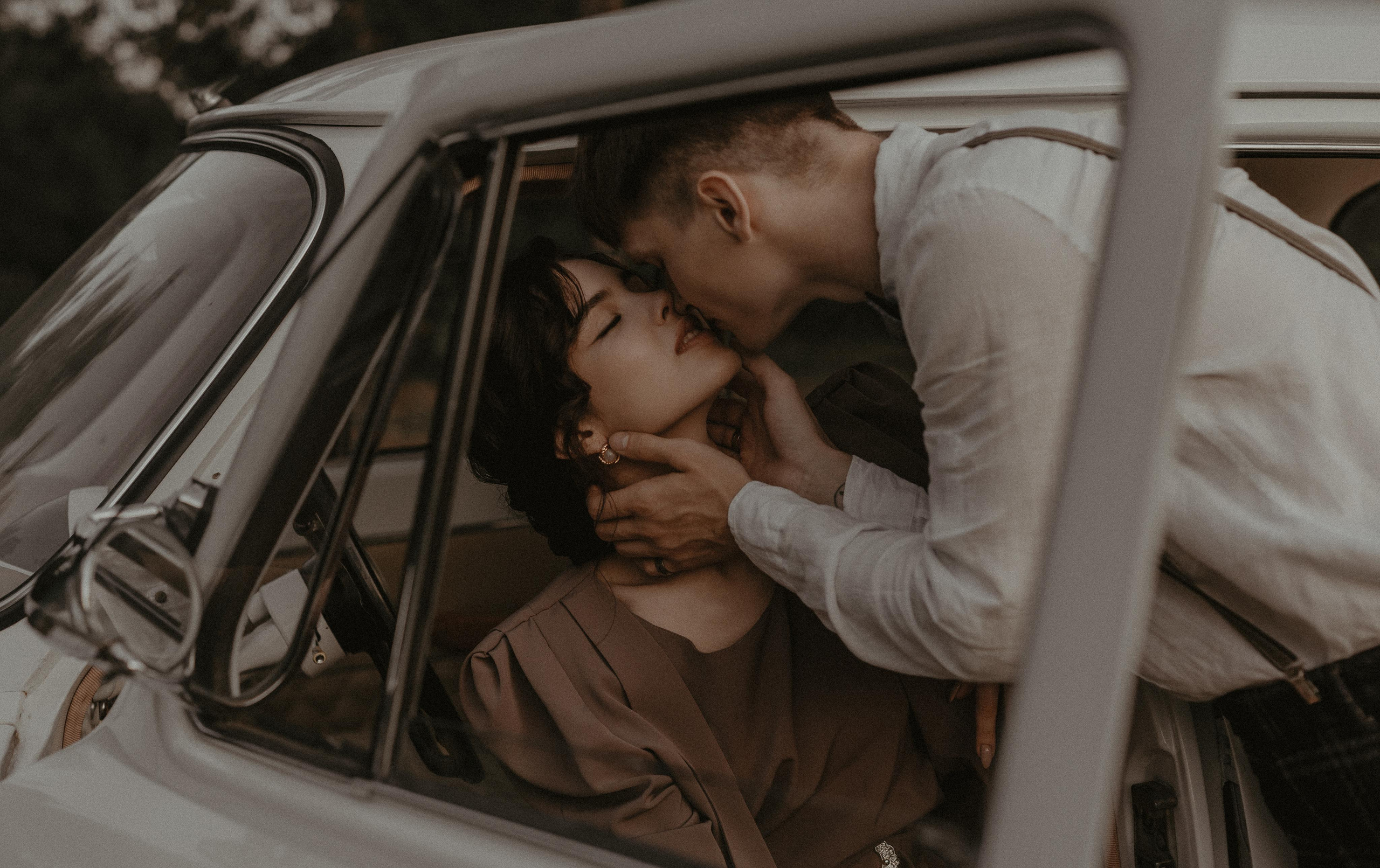 «Любовь вне времени». Твой проводник в мир ушедших эпох, романтики и женственности