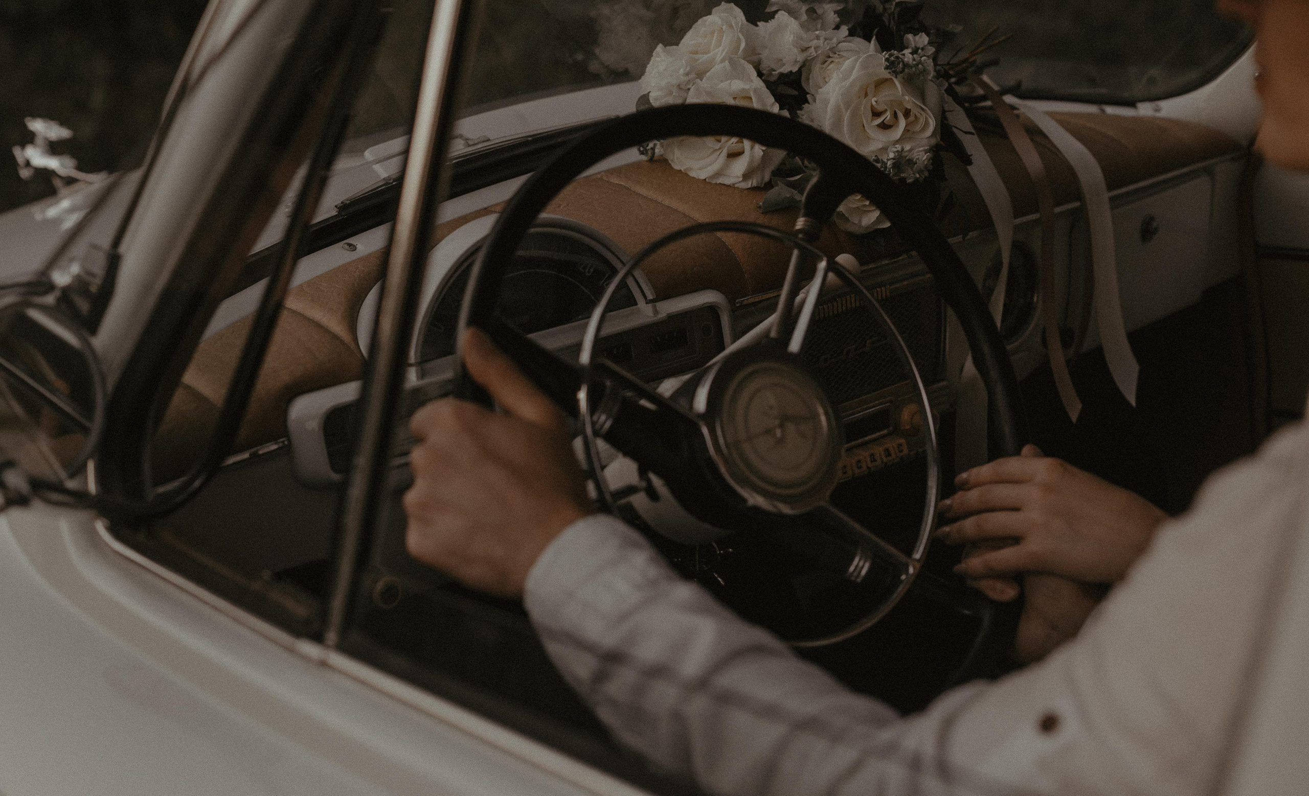 «Любовь вне времени». Твой проводник в мир ушедших эпох, романтики и женственности